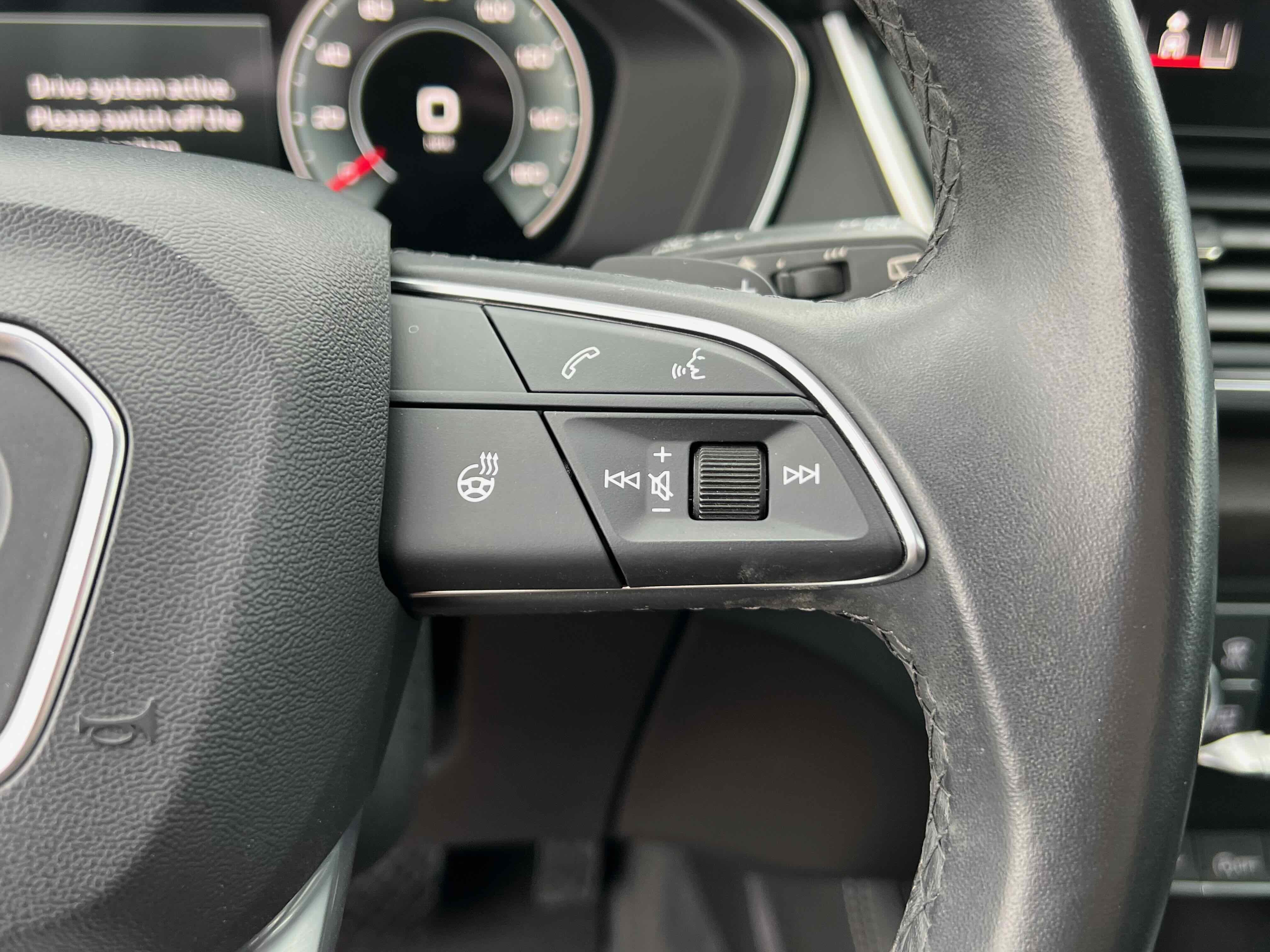 2022 Audi Q5 S line Premium Plus