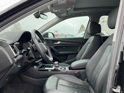 2022 Audi Q5 S line Premium Plus