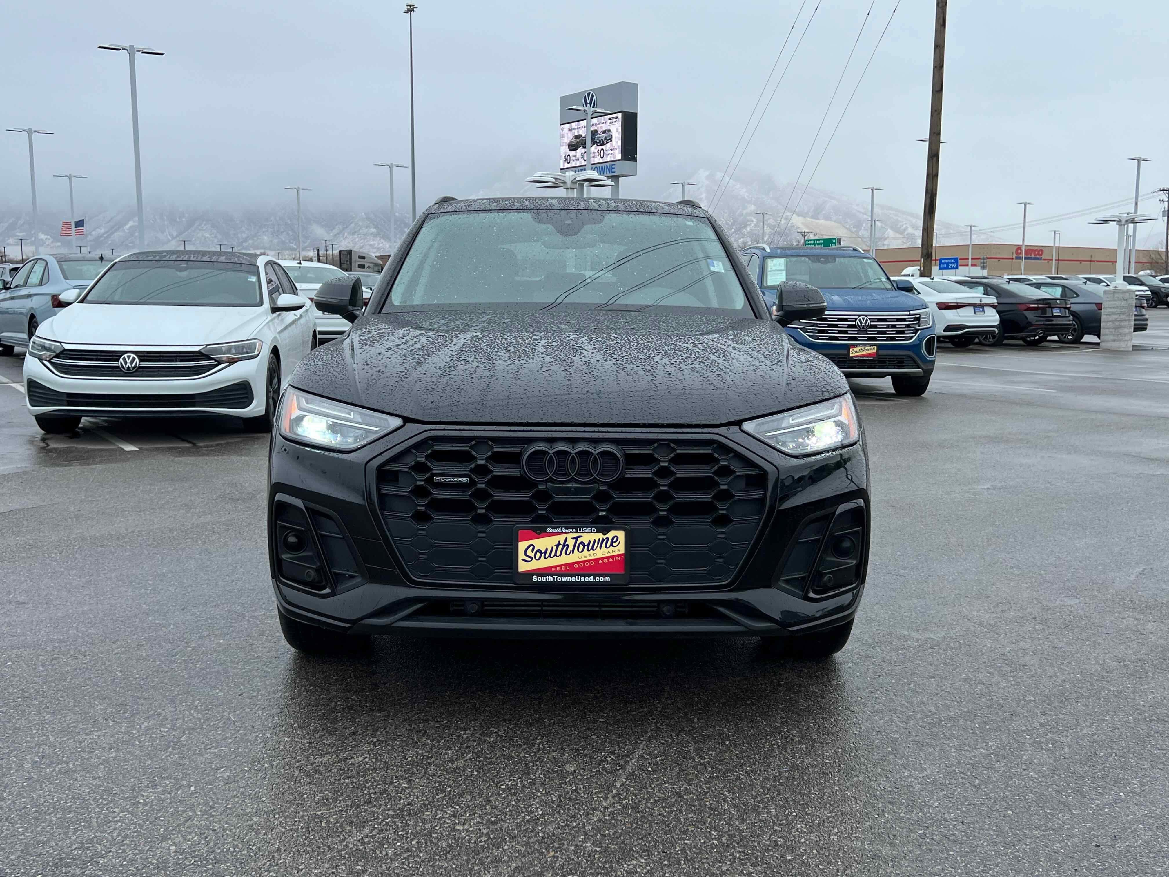 2022 Audi Q5 S line Premium Plus