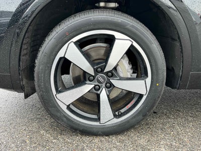 2022 Audi Q5 S line Premium Plus