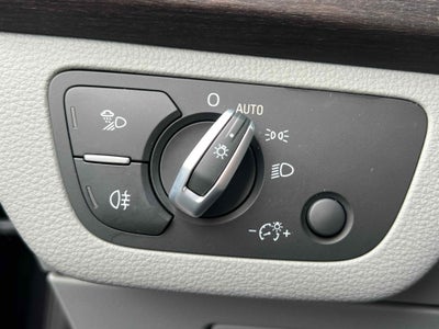 2022 Audi Q5 S line Premium Plus