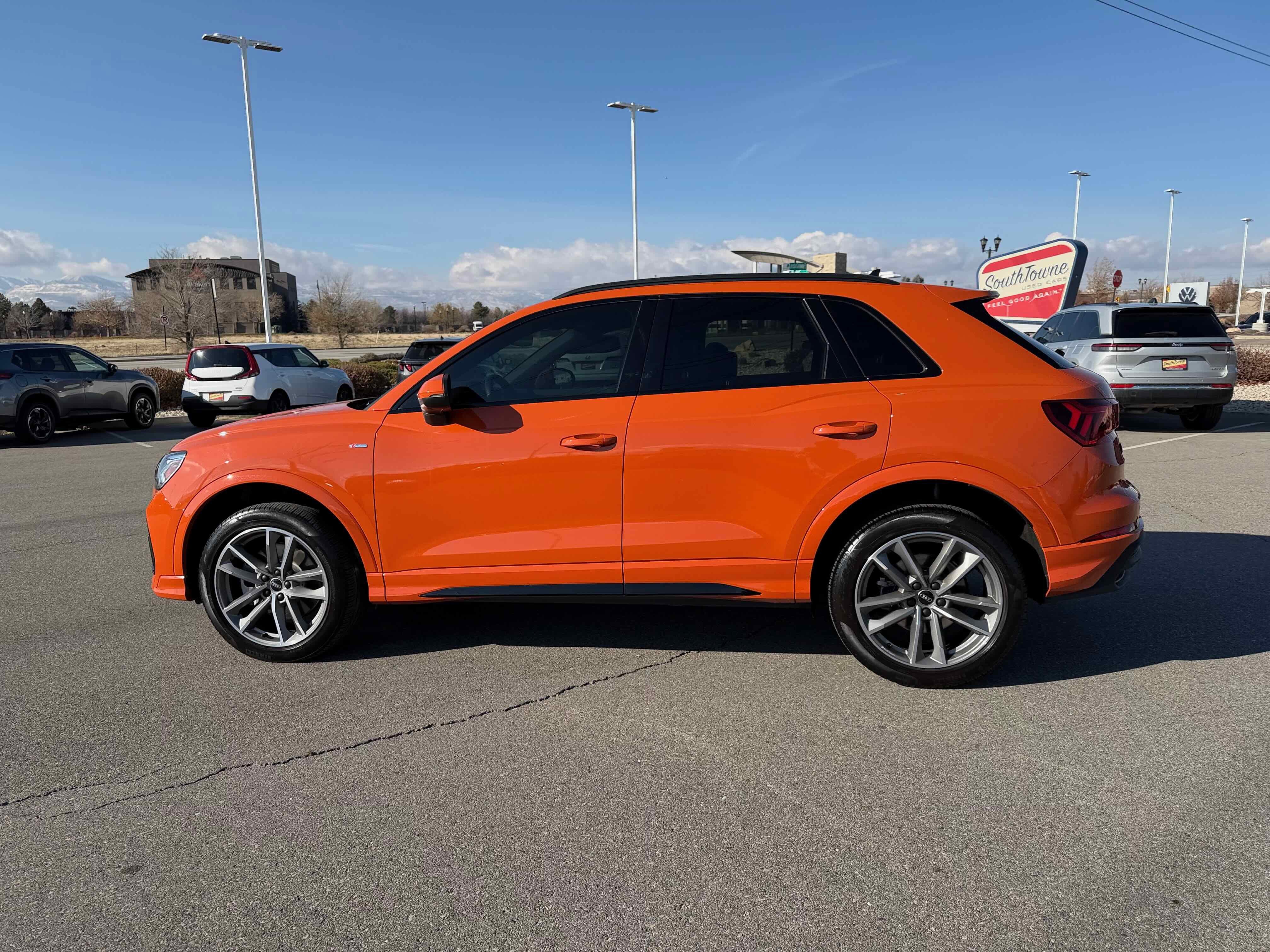 2023 Audi Q3 S line Premium Plus