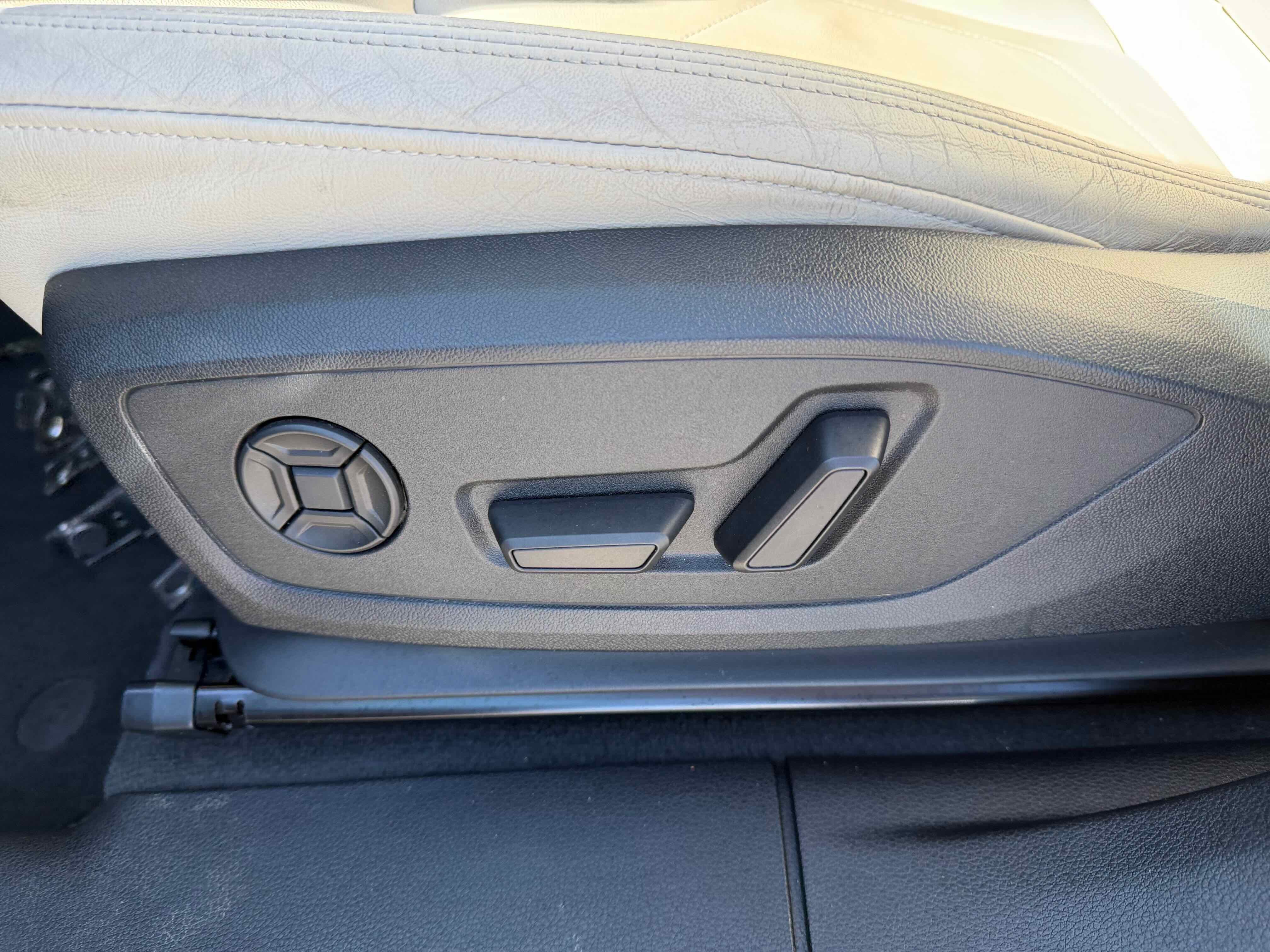 2021 Audi Q3 S line Premium Plus