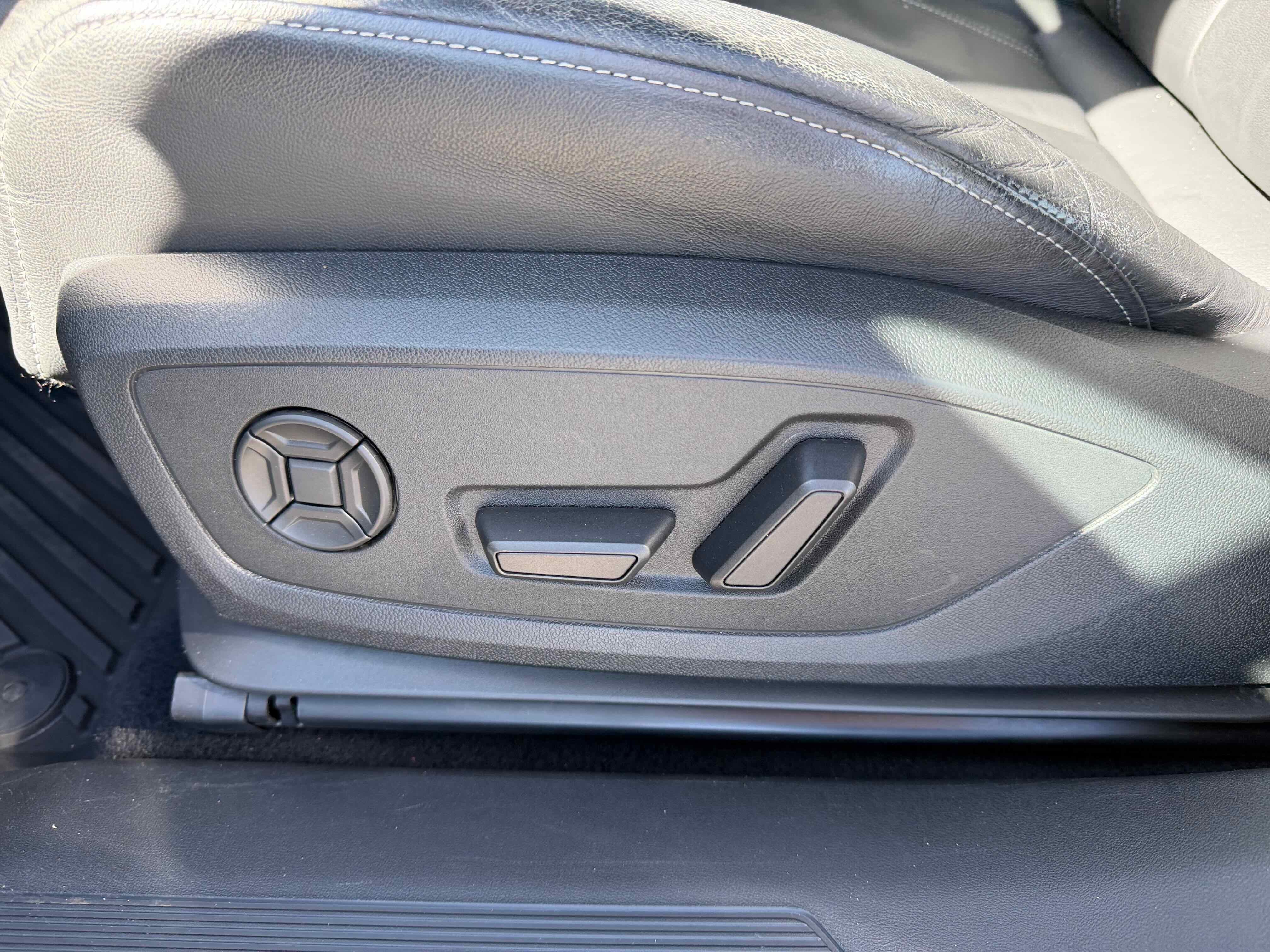 2022 Audi Q4 e-tron Premium Plus