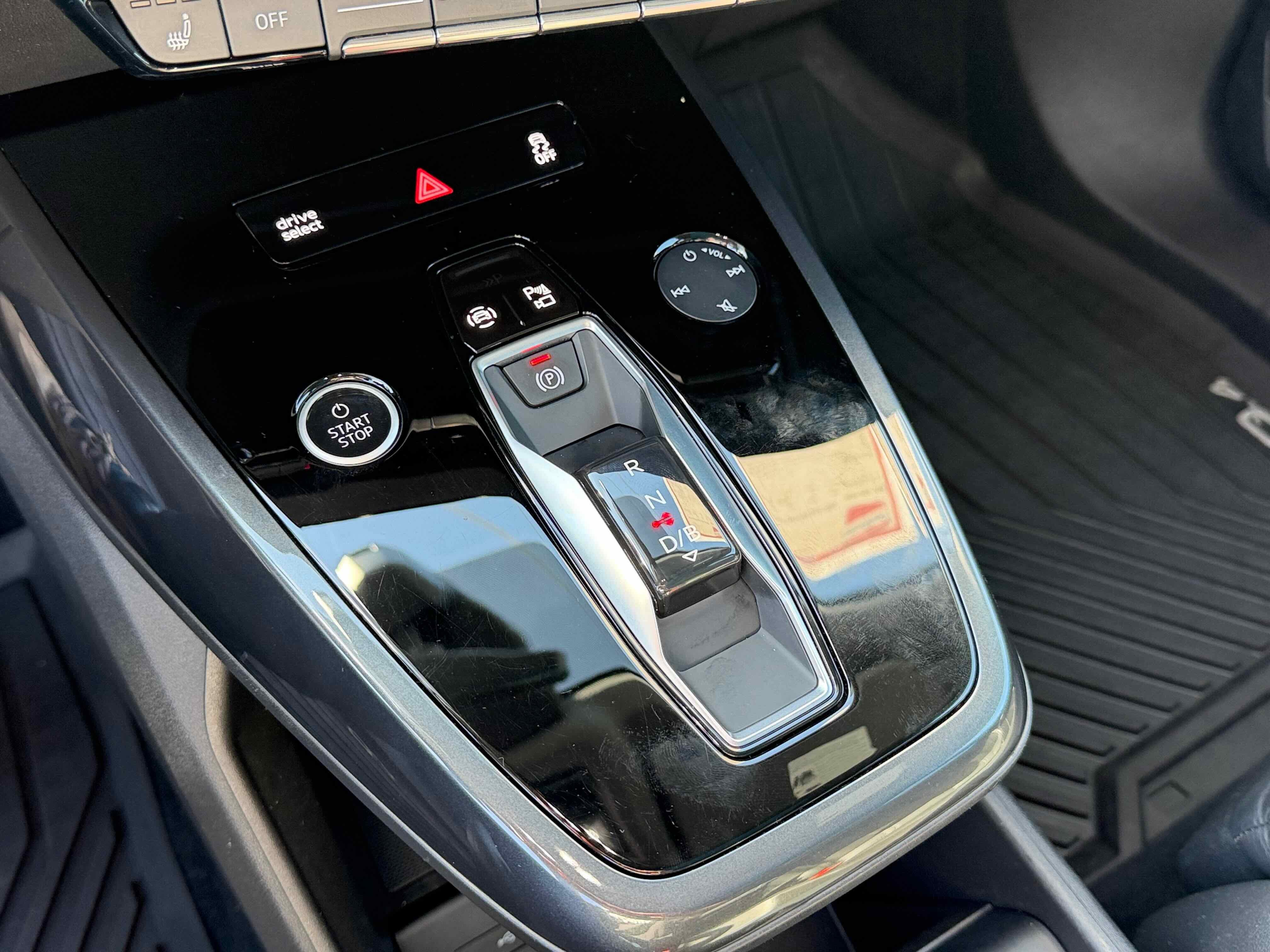 2022 Audi Q4 e-tron Premium Plus