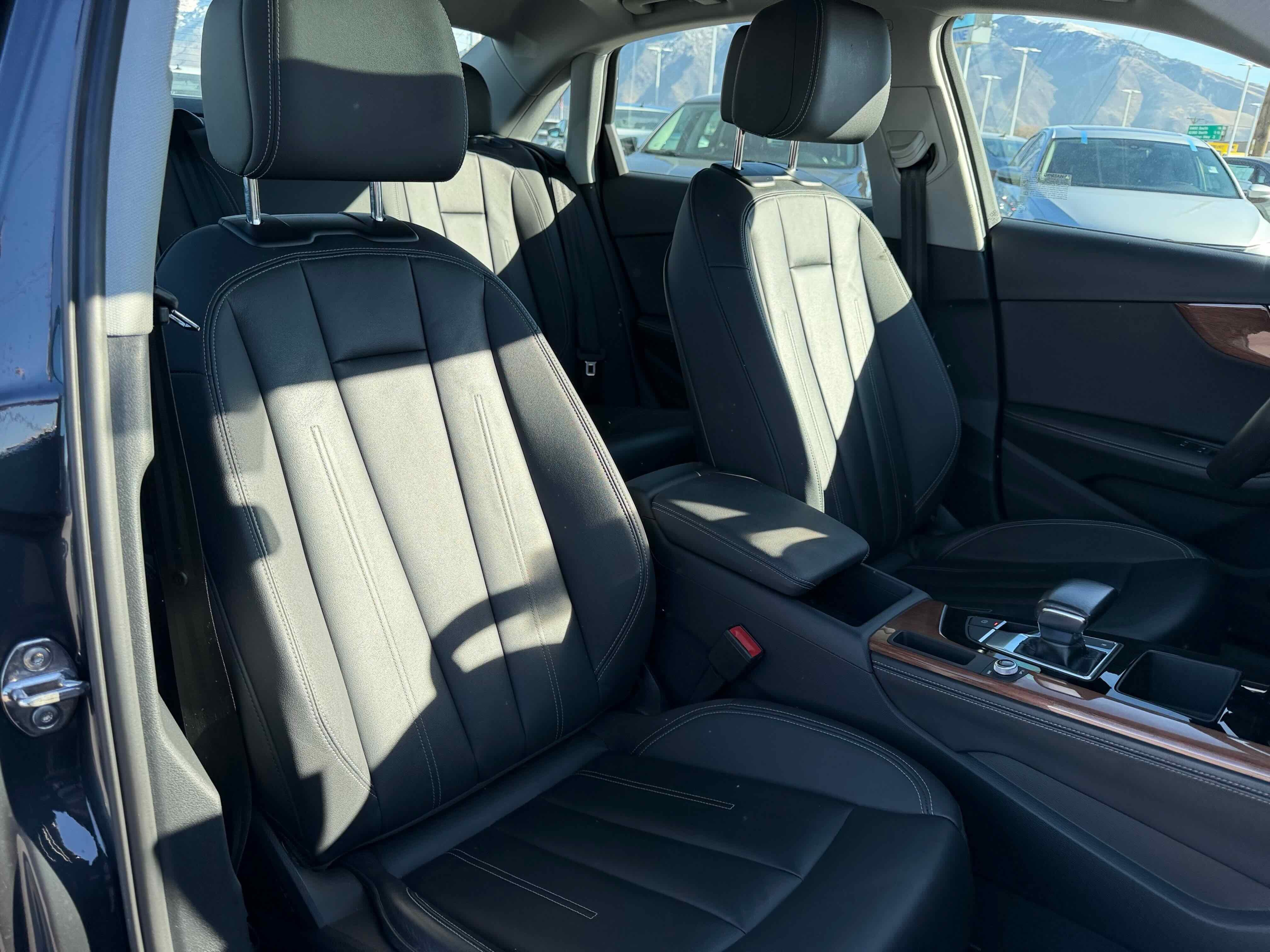 2022 Audi A4 Sedan Premium Plus