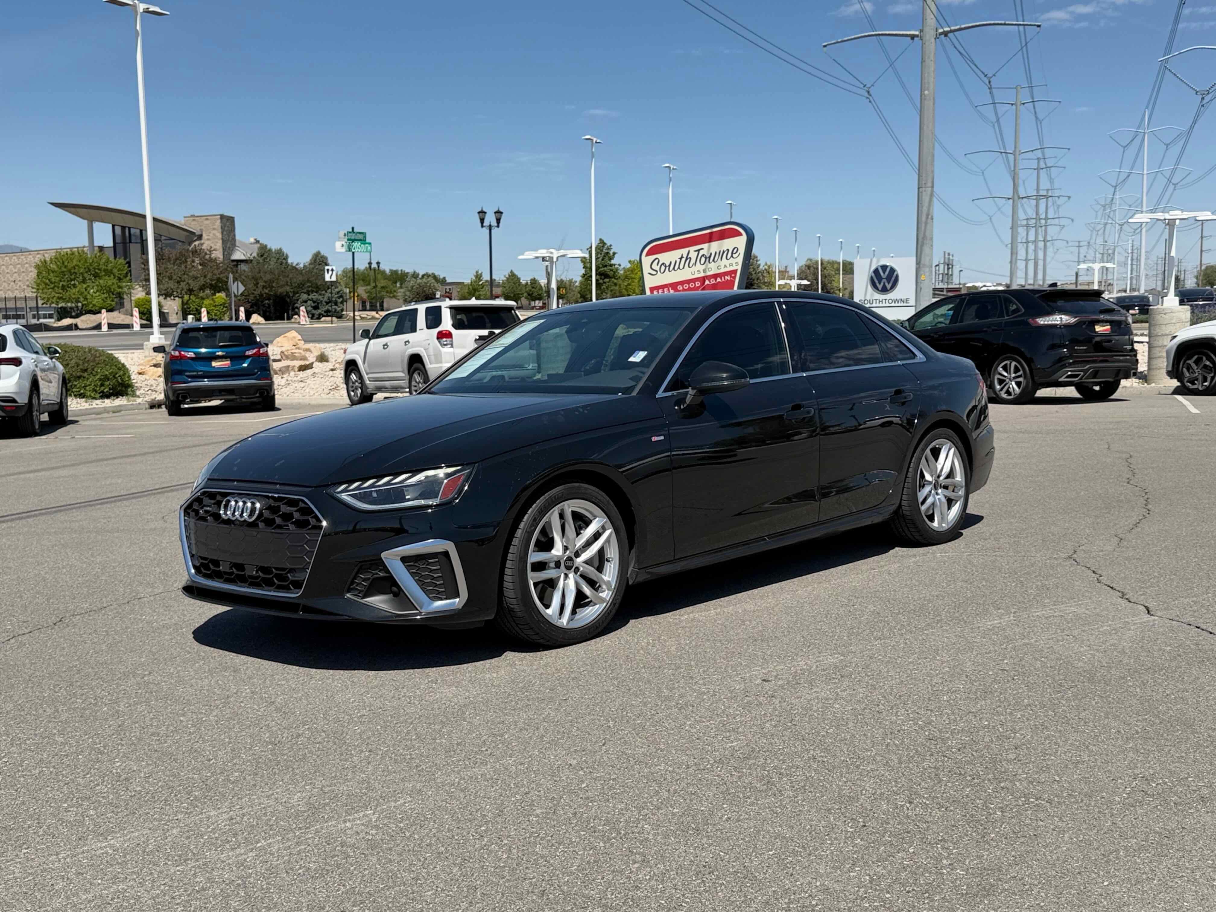2023 Audi A4 Sedan S line Premium Plus