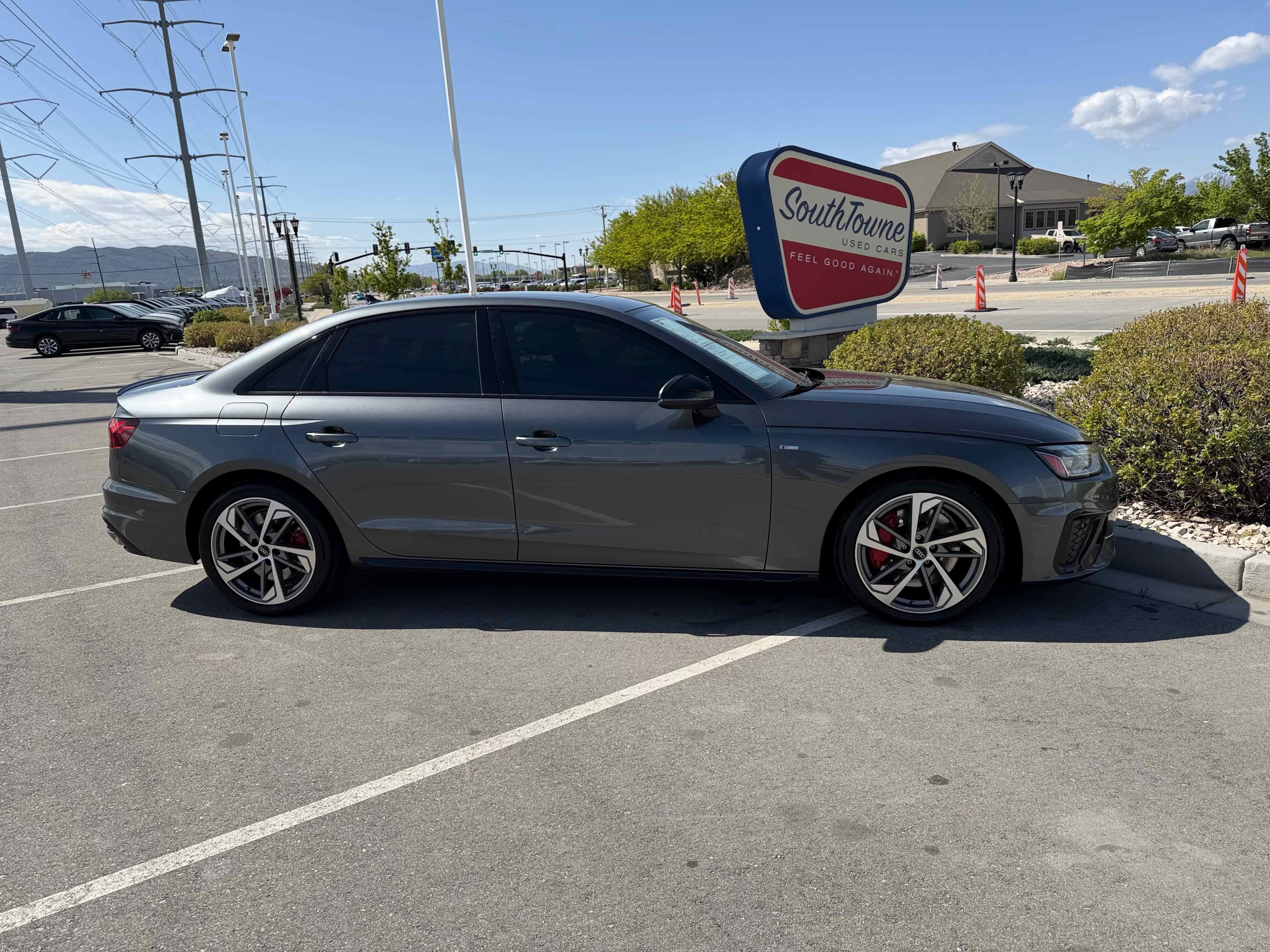 2023 Audi A4 Sedan S line Premium Plus