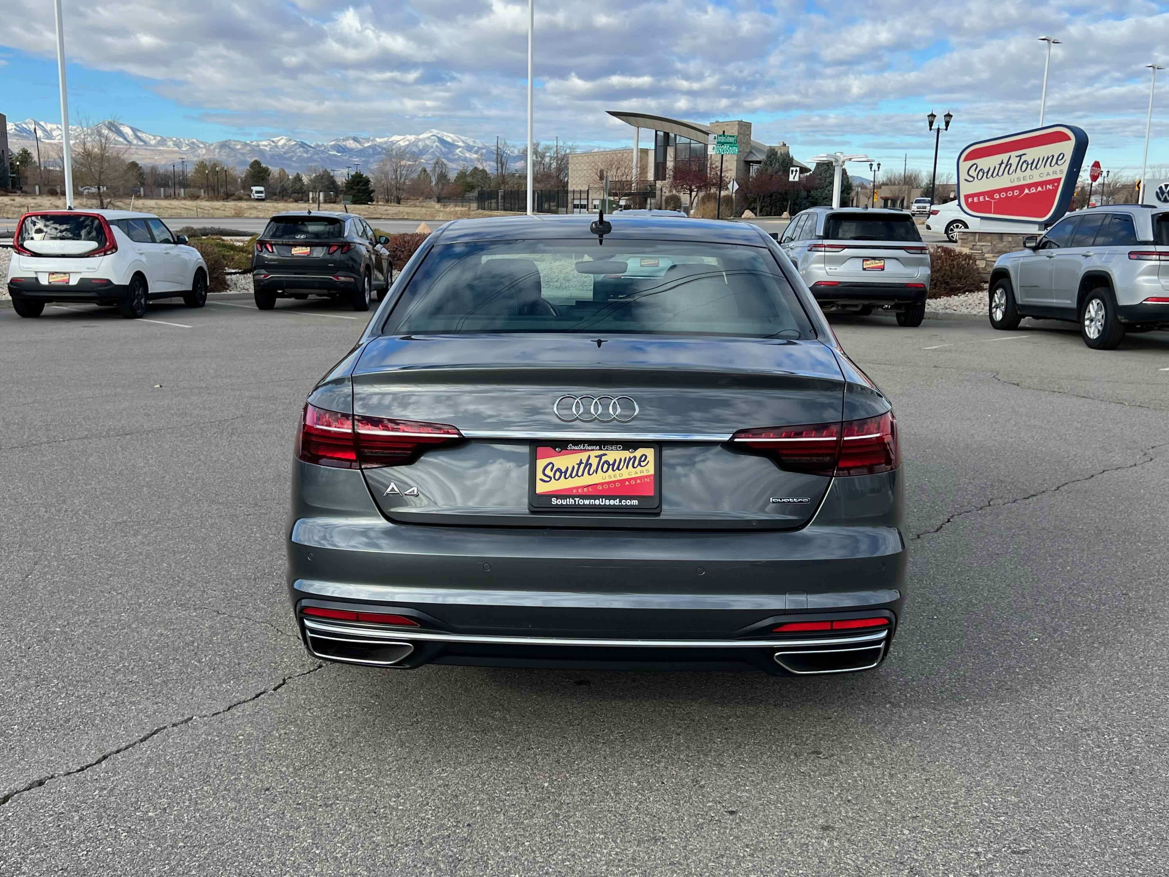 2023 Audi A4 Sedan S line Premium Plus