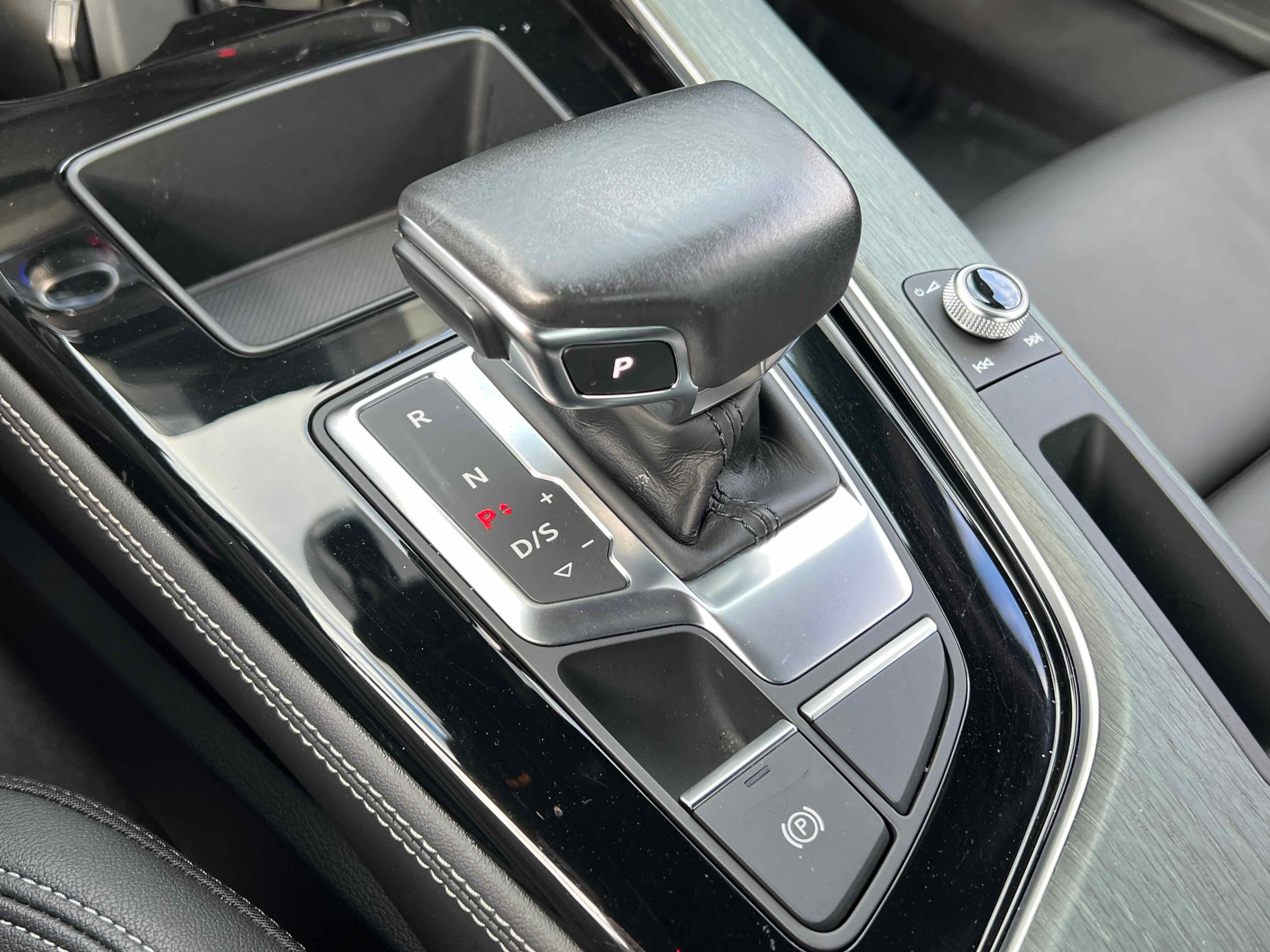 2023 Audi A4 Sedan S line Premium Plus