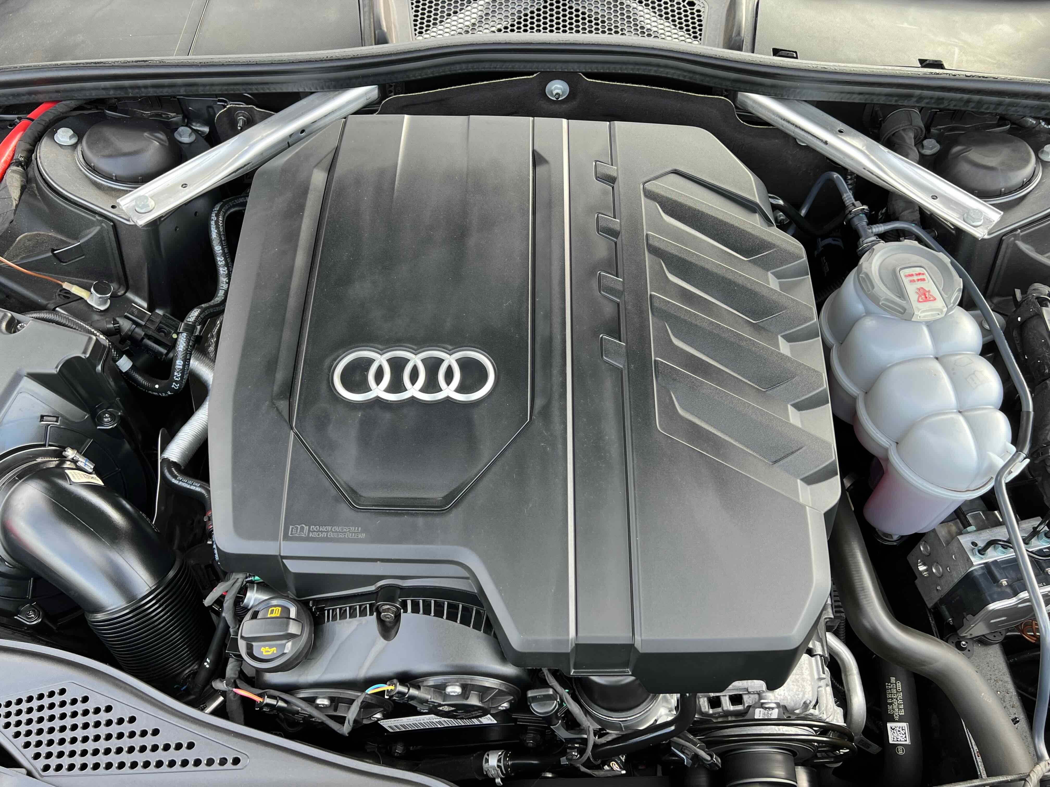 2023 Audi A4 Sedan S line Premium Plus