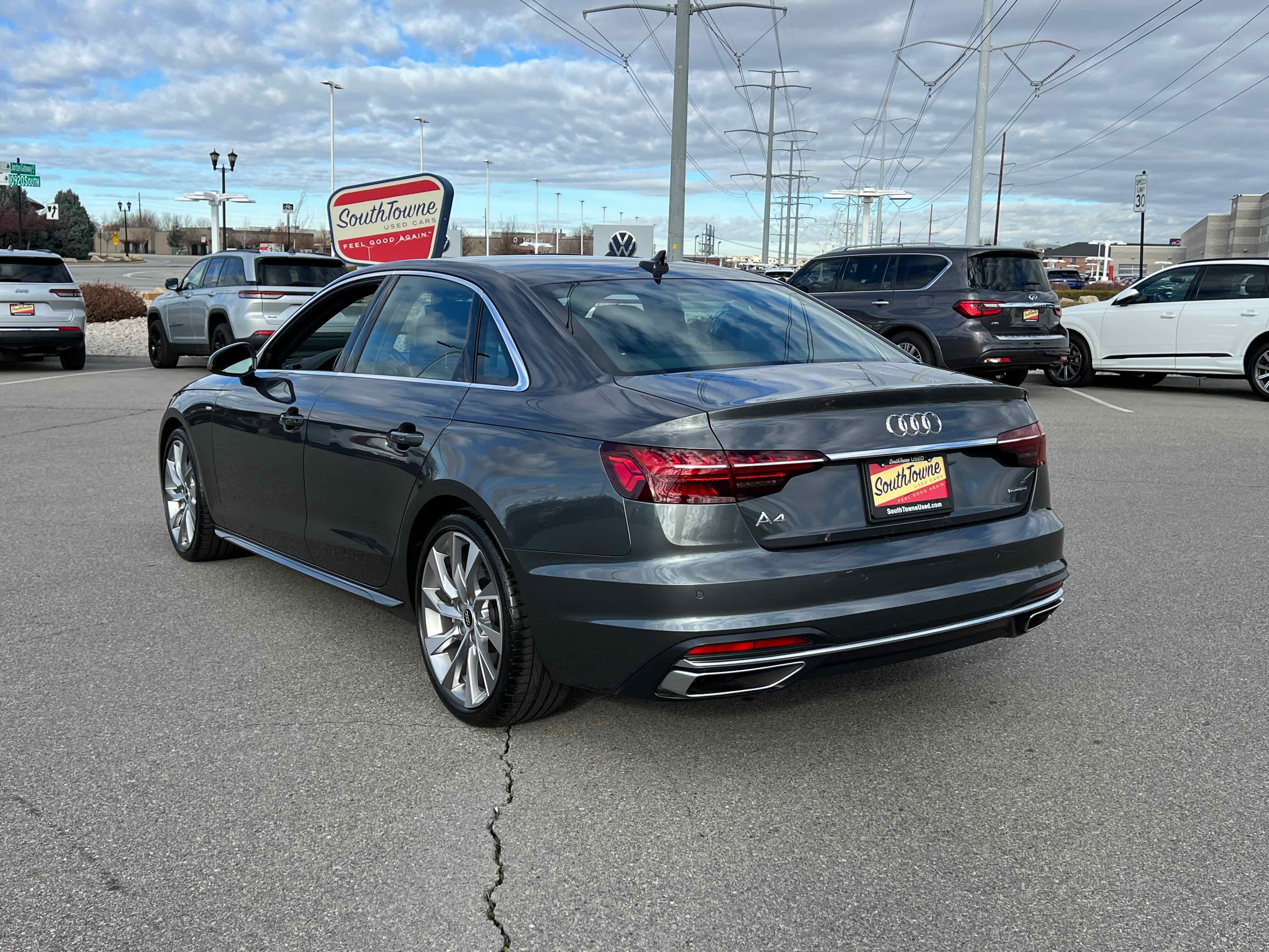 2023 Audi A4 Sedan S line Premium Plus