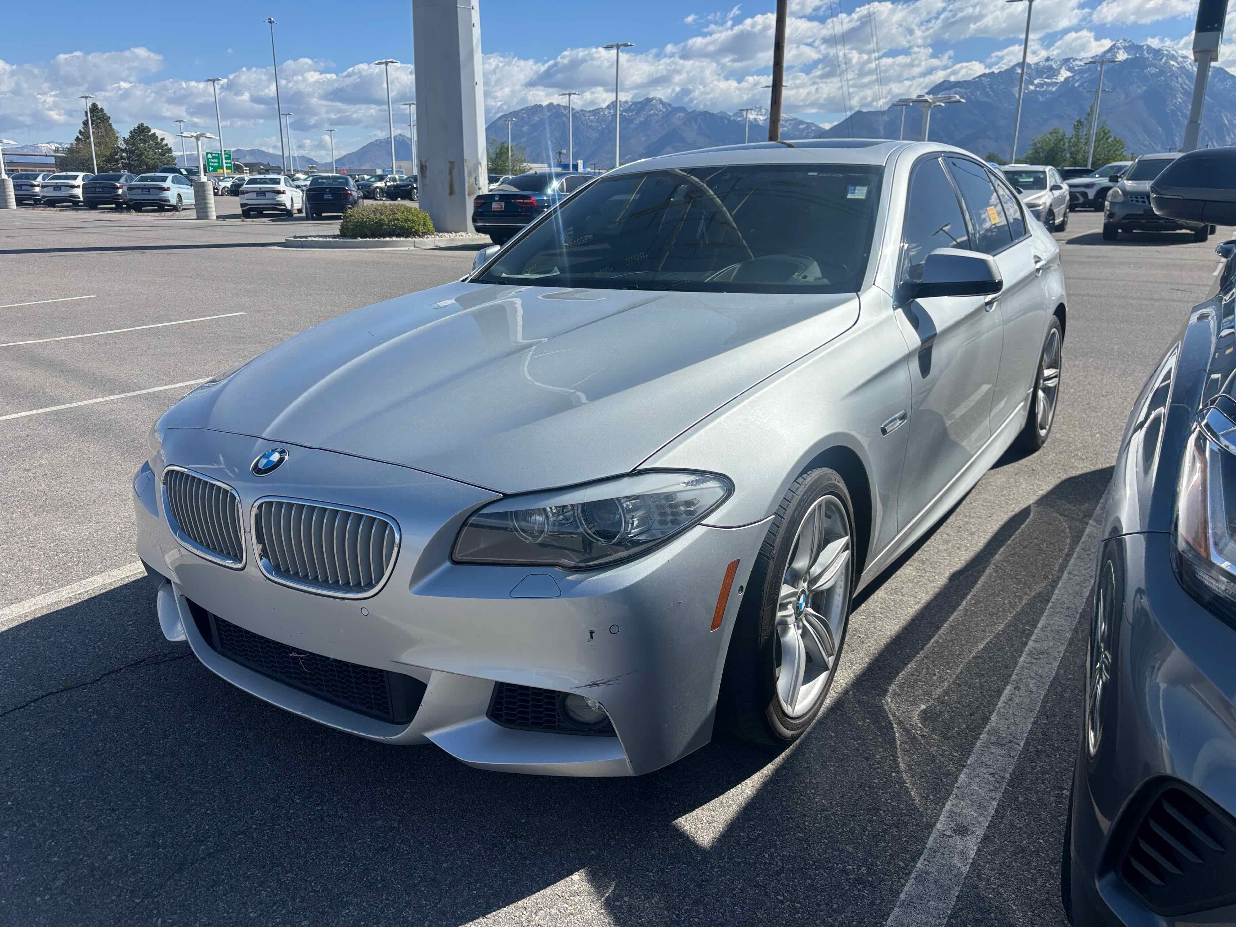 2013 BMW 5 Series 550i Sedan's photo
