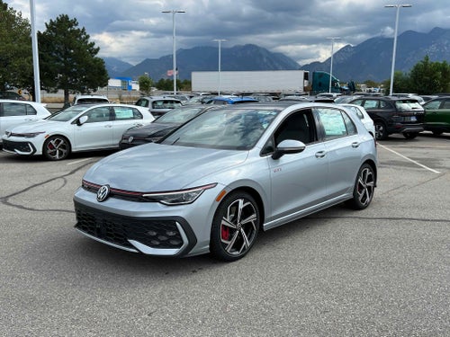 2025 Volkswagen Golf GTI SE