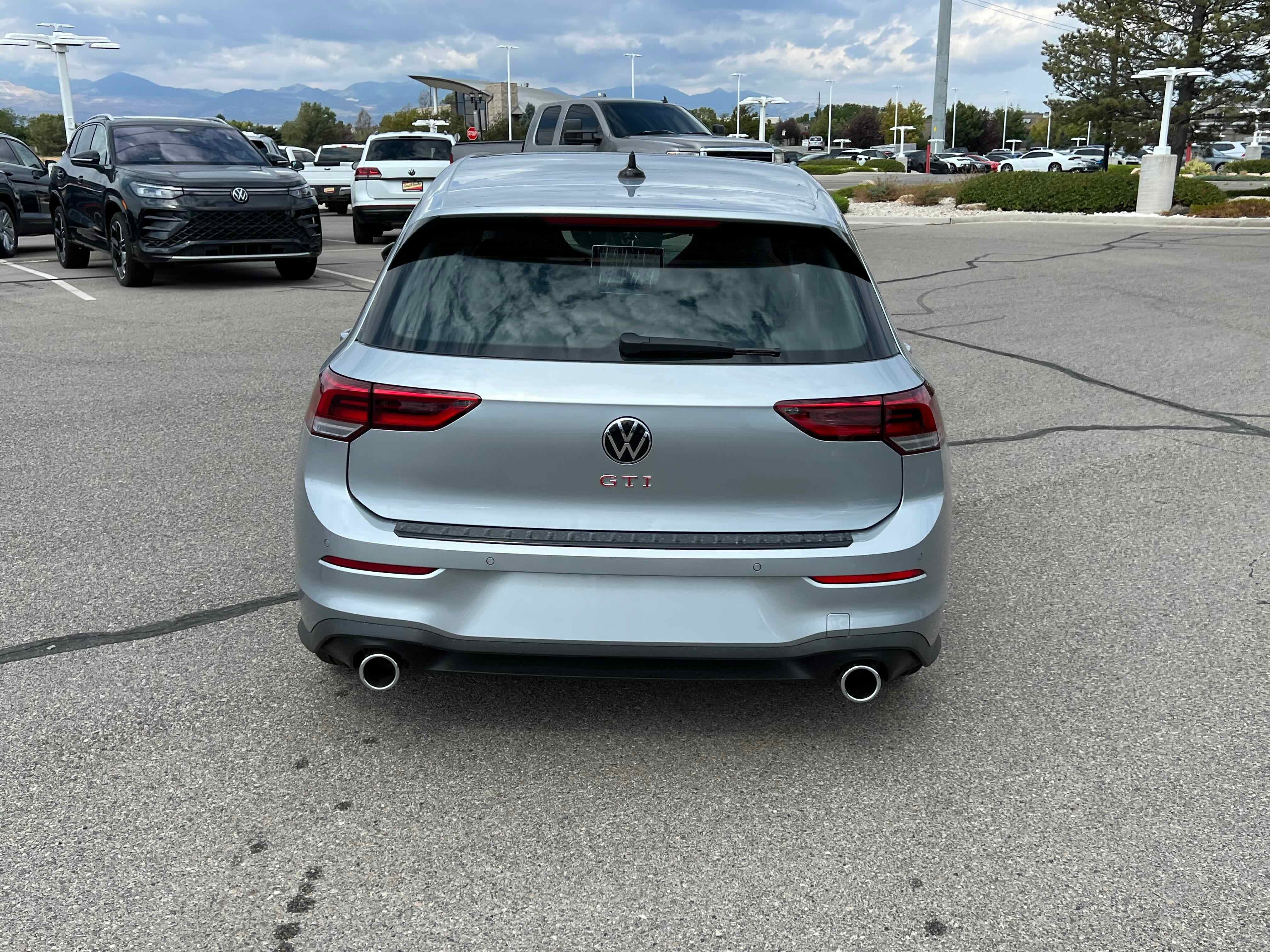 2025 Volkswagen Golf GTI SE