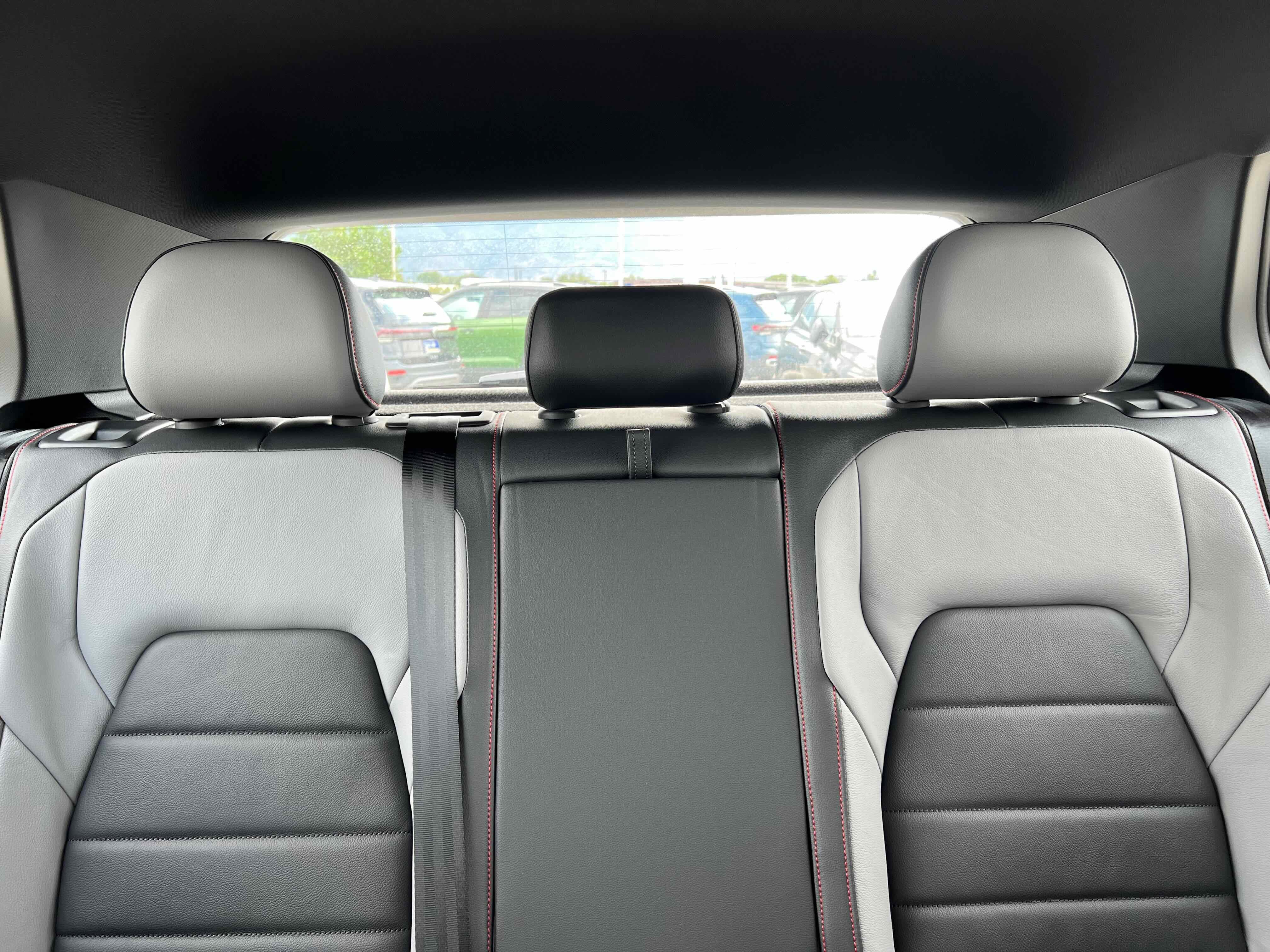 2025 Volkswagen Golf GTI SE