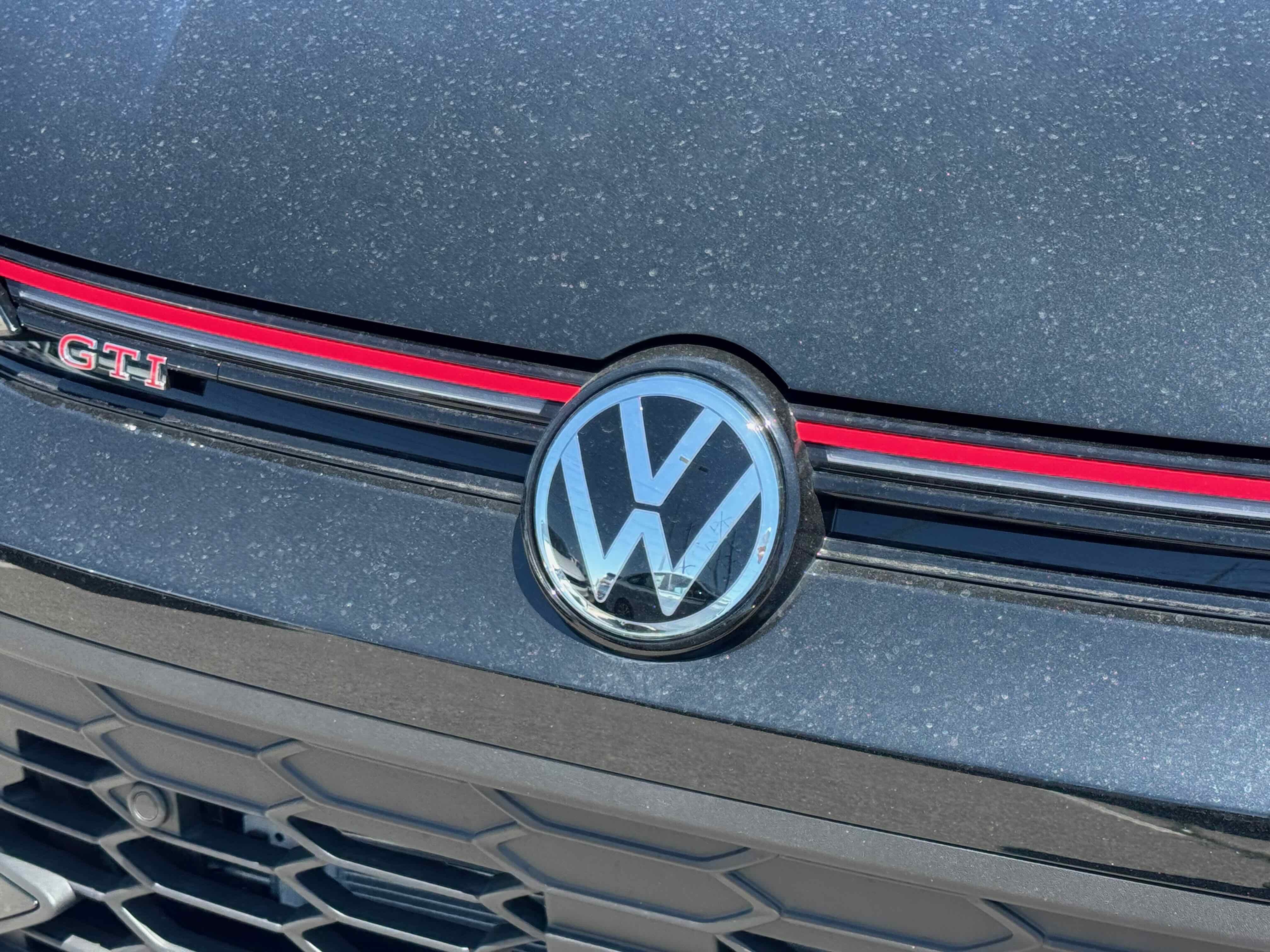 2025 Volkswagen Golf GTI SE