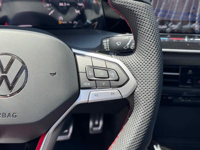 2025 Volkswagen Golf GTI SE