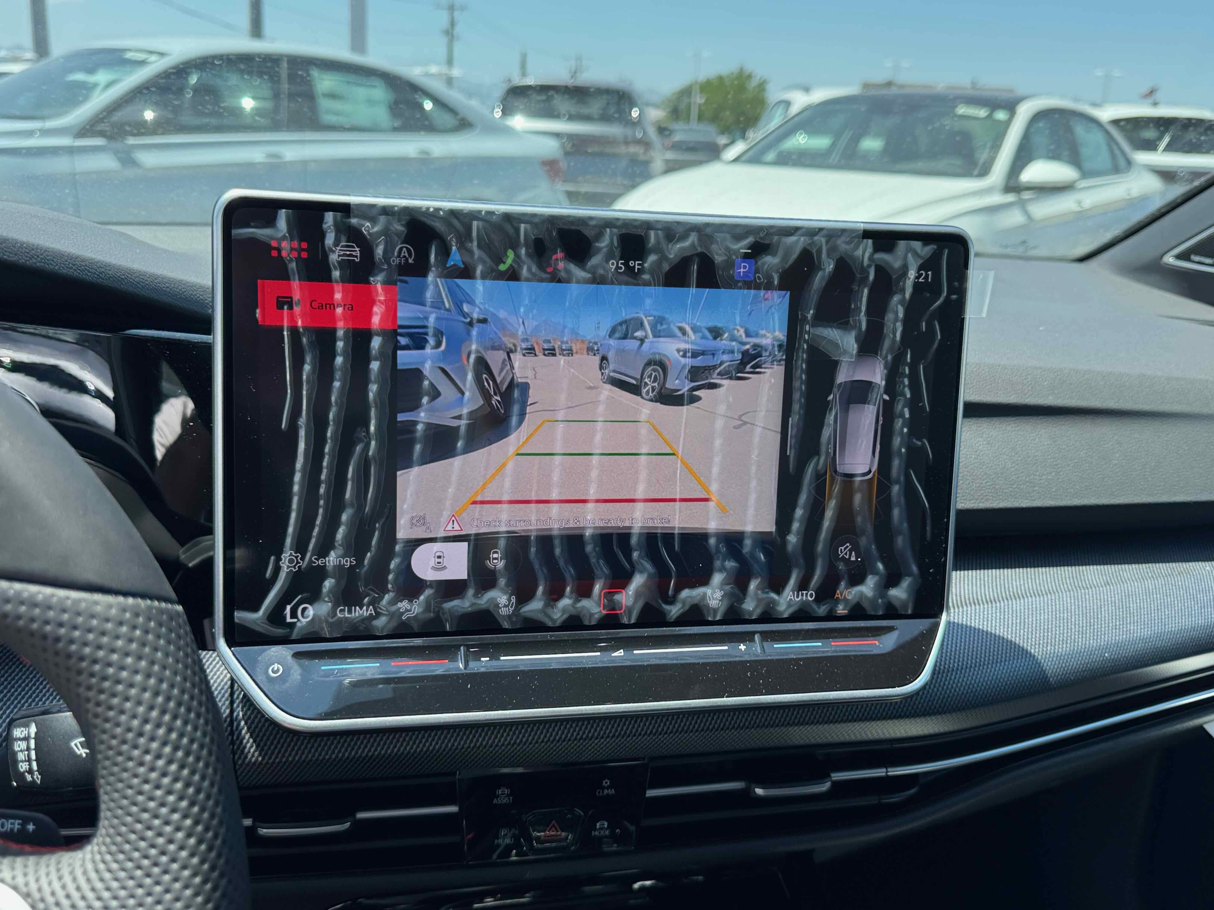 2025 Volkswagen Golf GTI SE