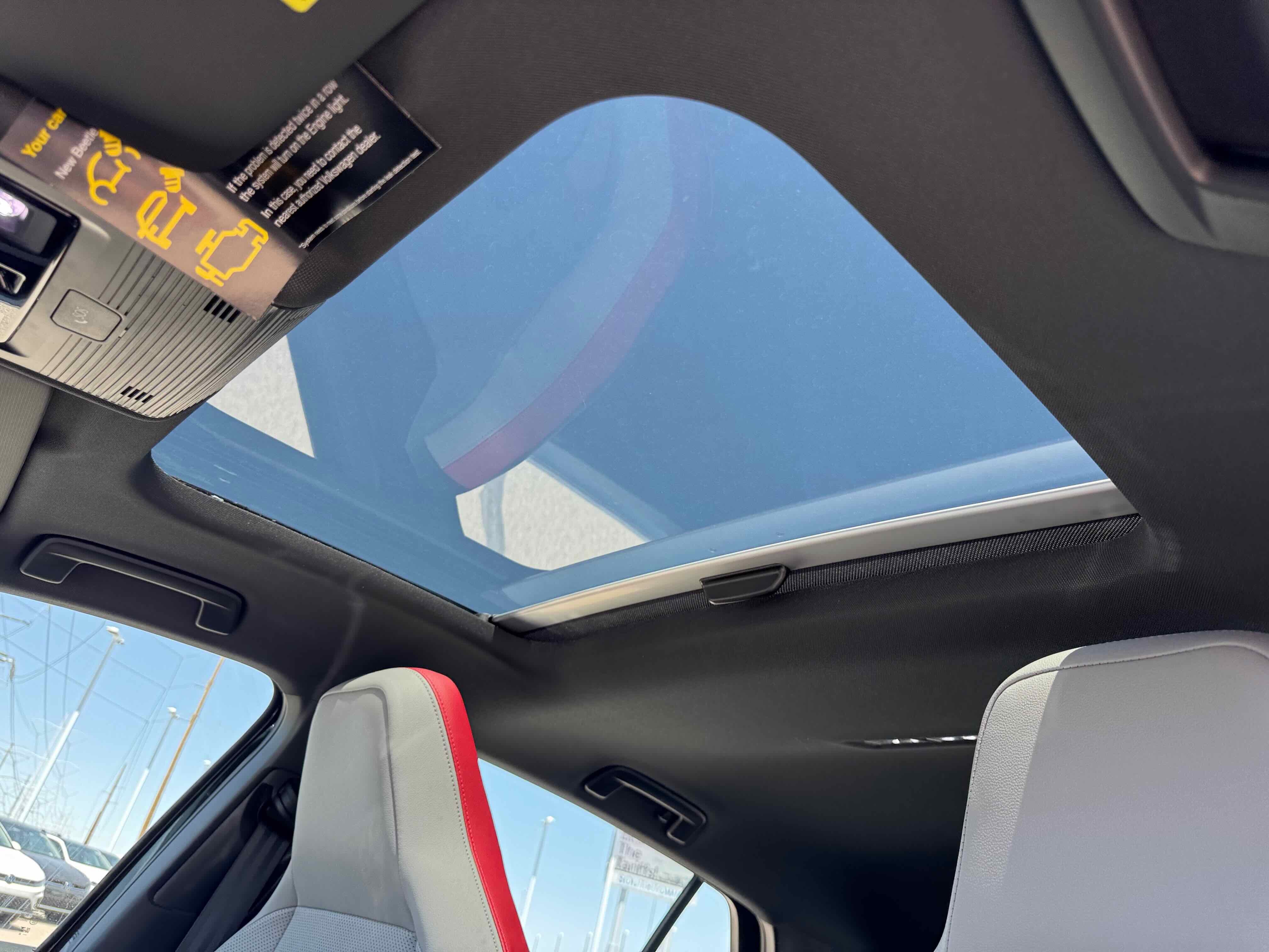 2025 Volkswagen Golf GTI SE