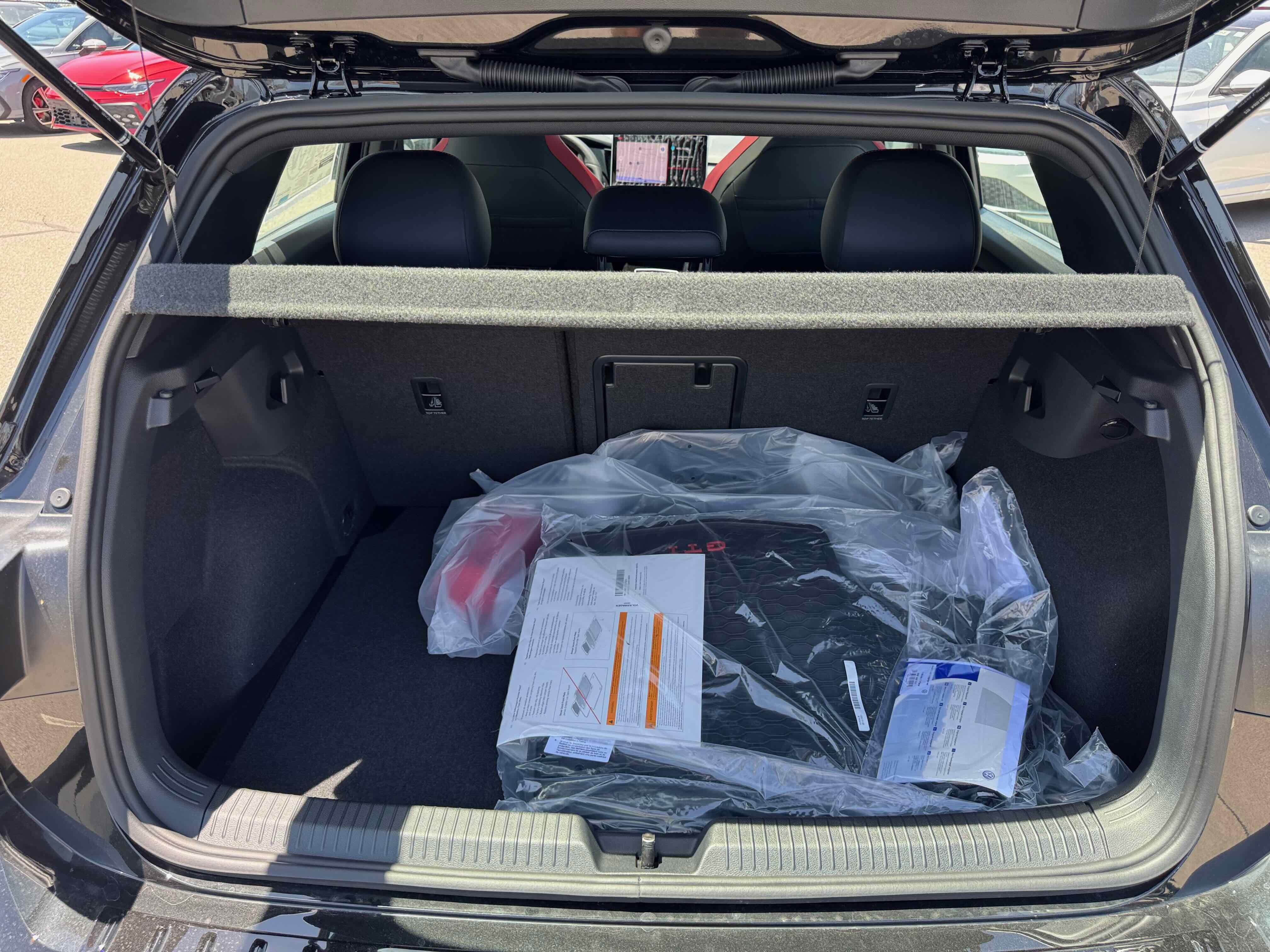 2025 Volkswagen Golf GTI SE