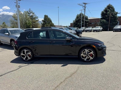 2025 Volkswagen Golf GTI SE