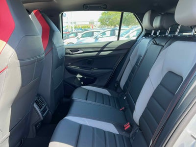 2025 Volkswagen Golf GTI SE