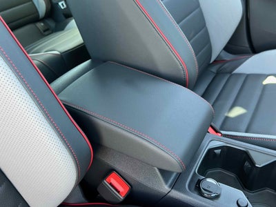 2025 Volkswagen Golf GTI SE