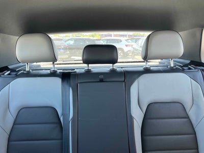 2025 Volkswagen Golf GTI SE