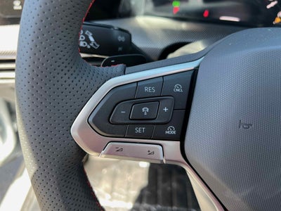 2025 Volkswagen Golf GTI SE