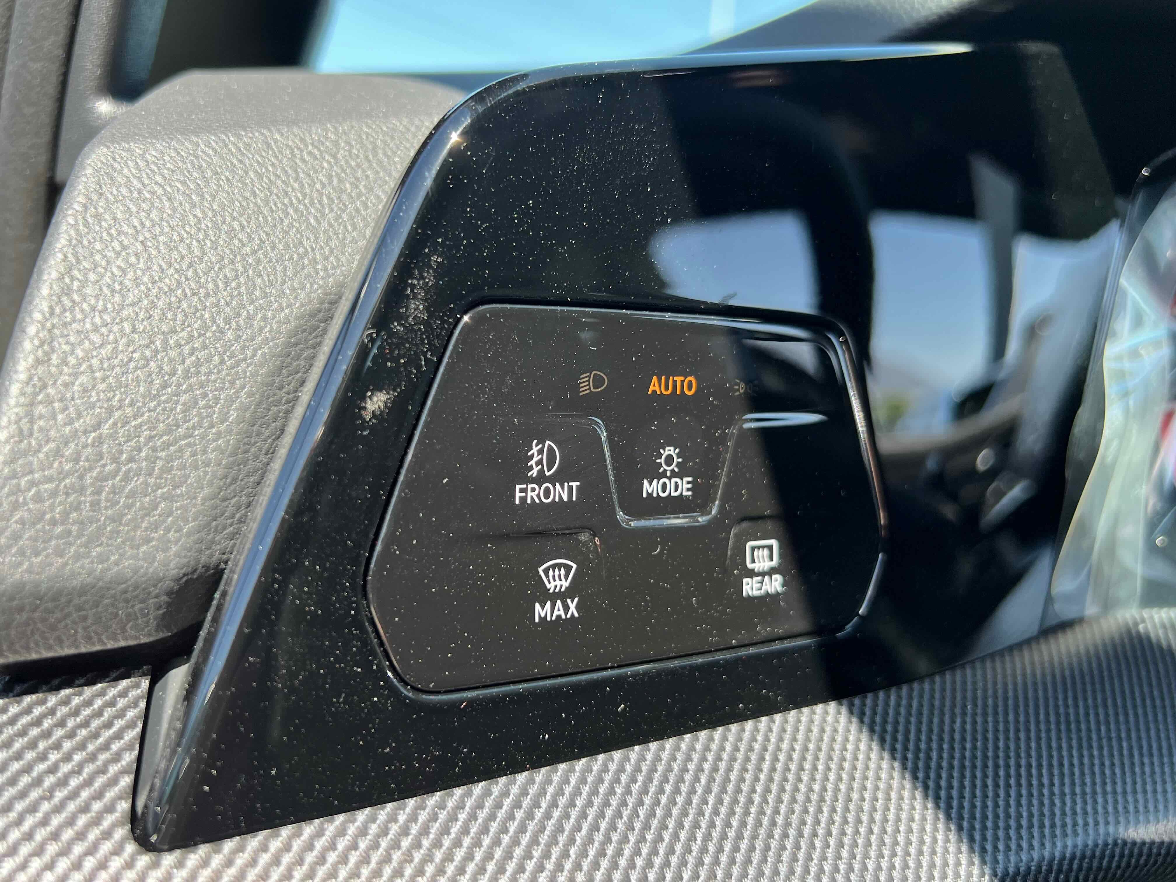 2025 Volkswagen Golf GTI SE