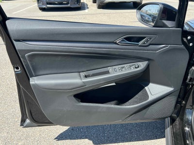 2025 Volkswagen Golf GTI SE