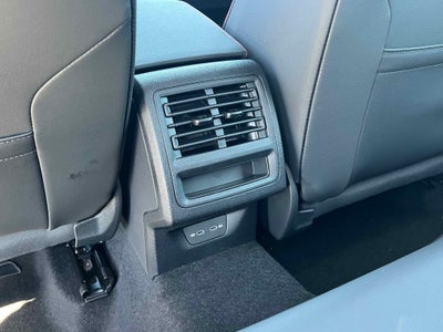 2025 Volkswagen Golf GTI SE