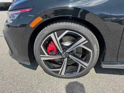 2025 Volkswagen Golf GTI SE