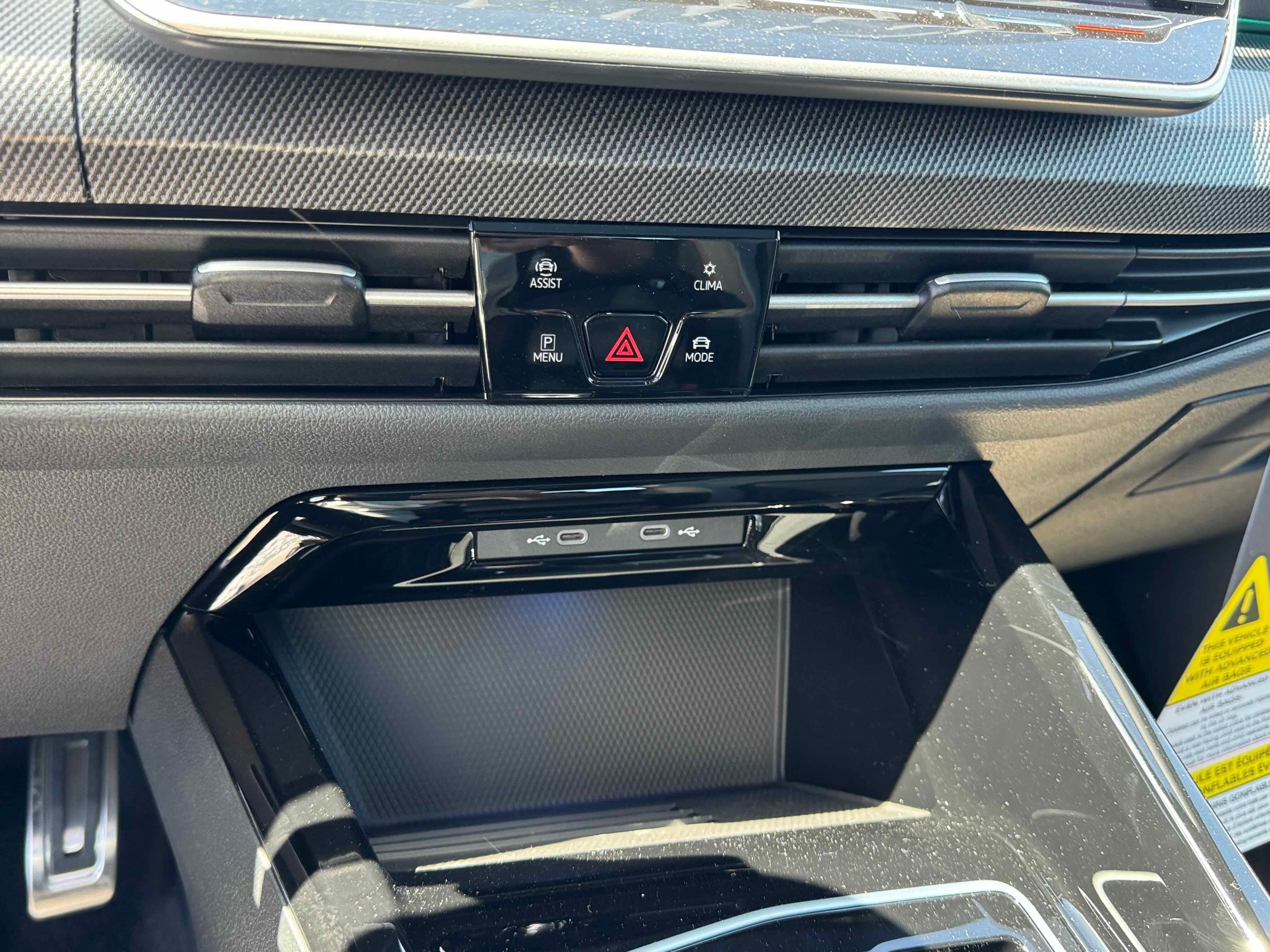 2025 Volkswagen Golf GTI SE