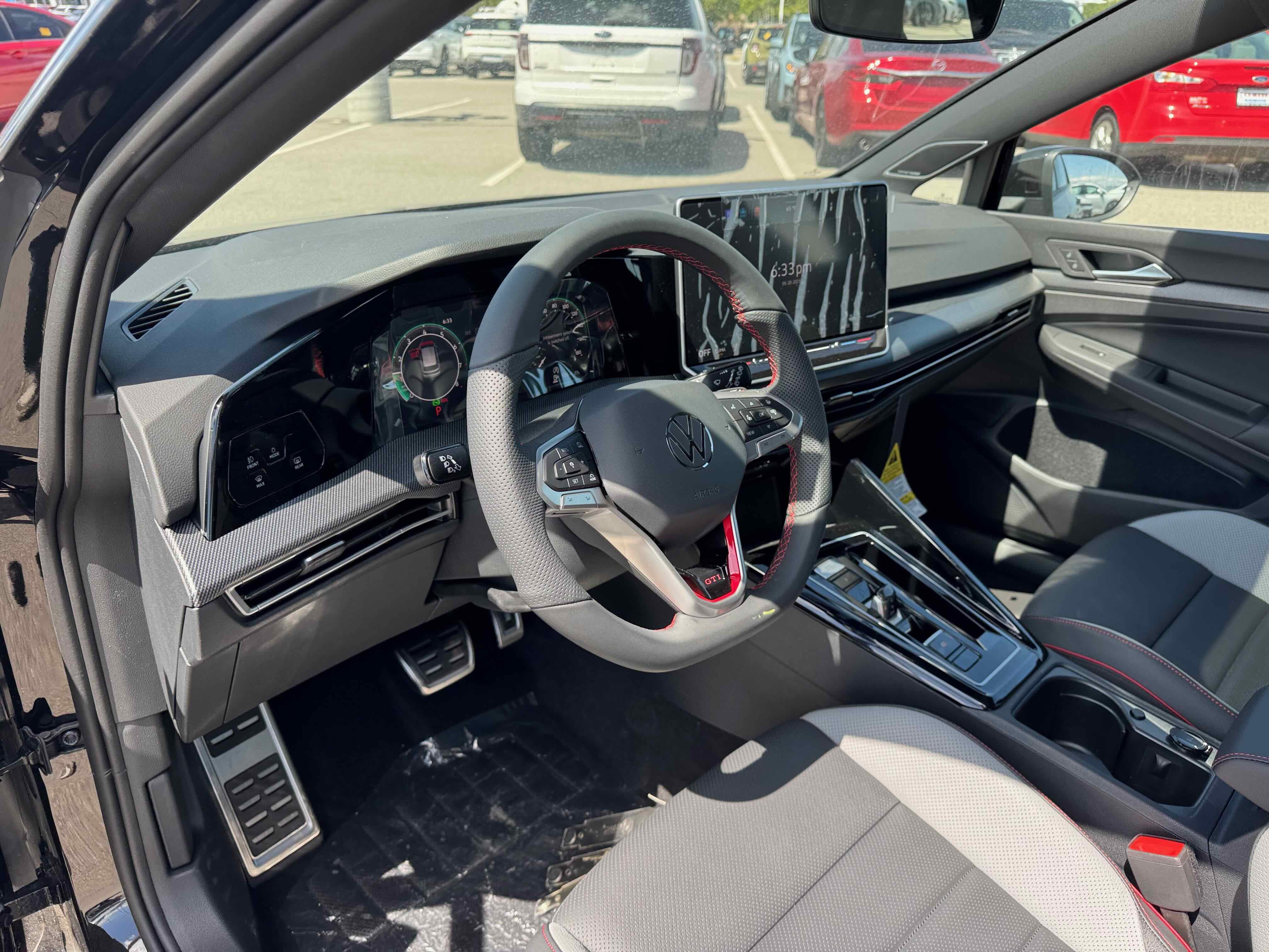 2025 Volkswagen Golf GTI SE