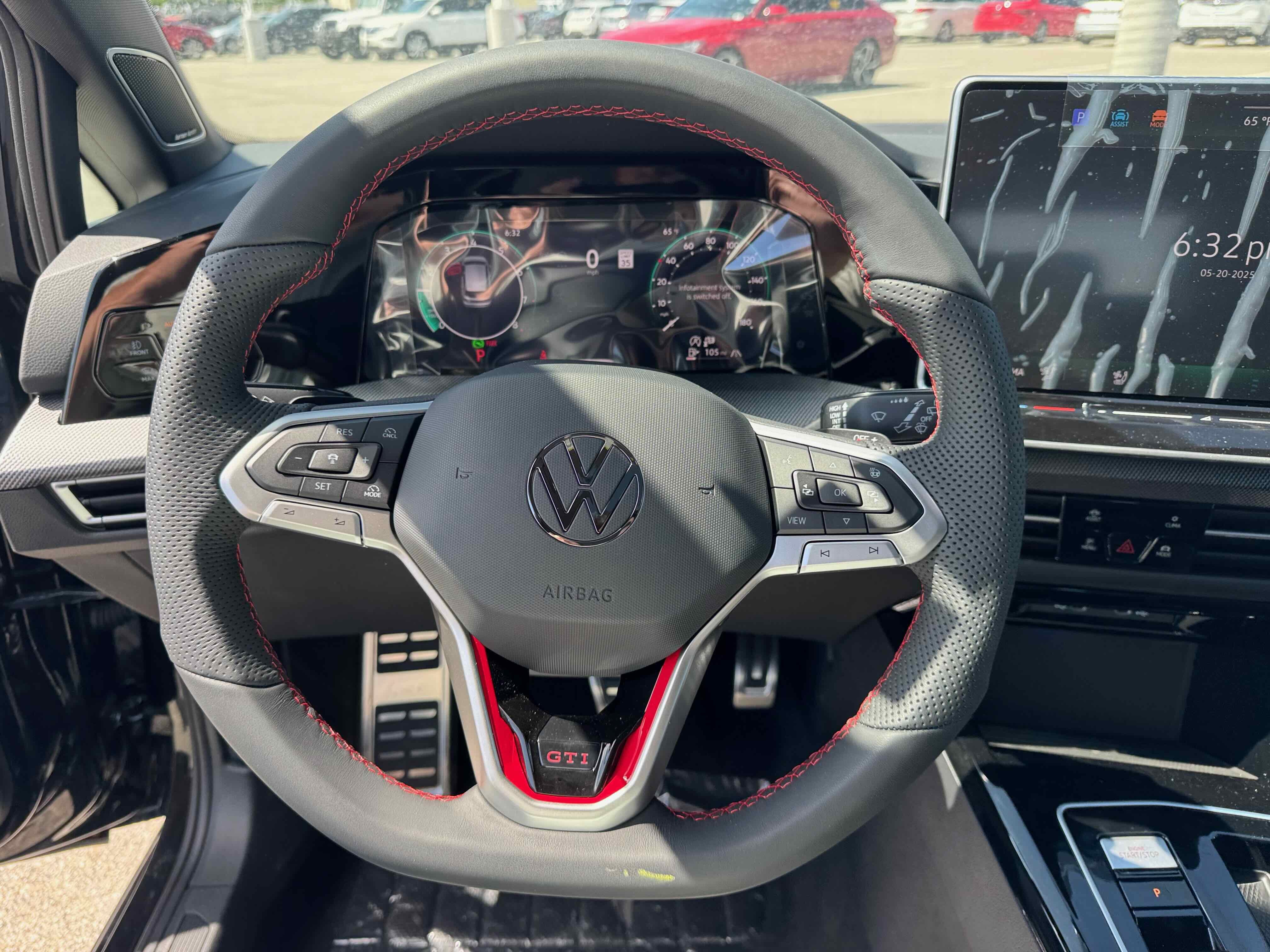 2025 Volkswagen Golf GTI SE