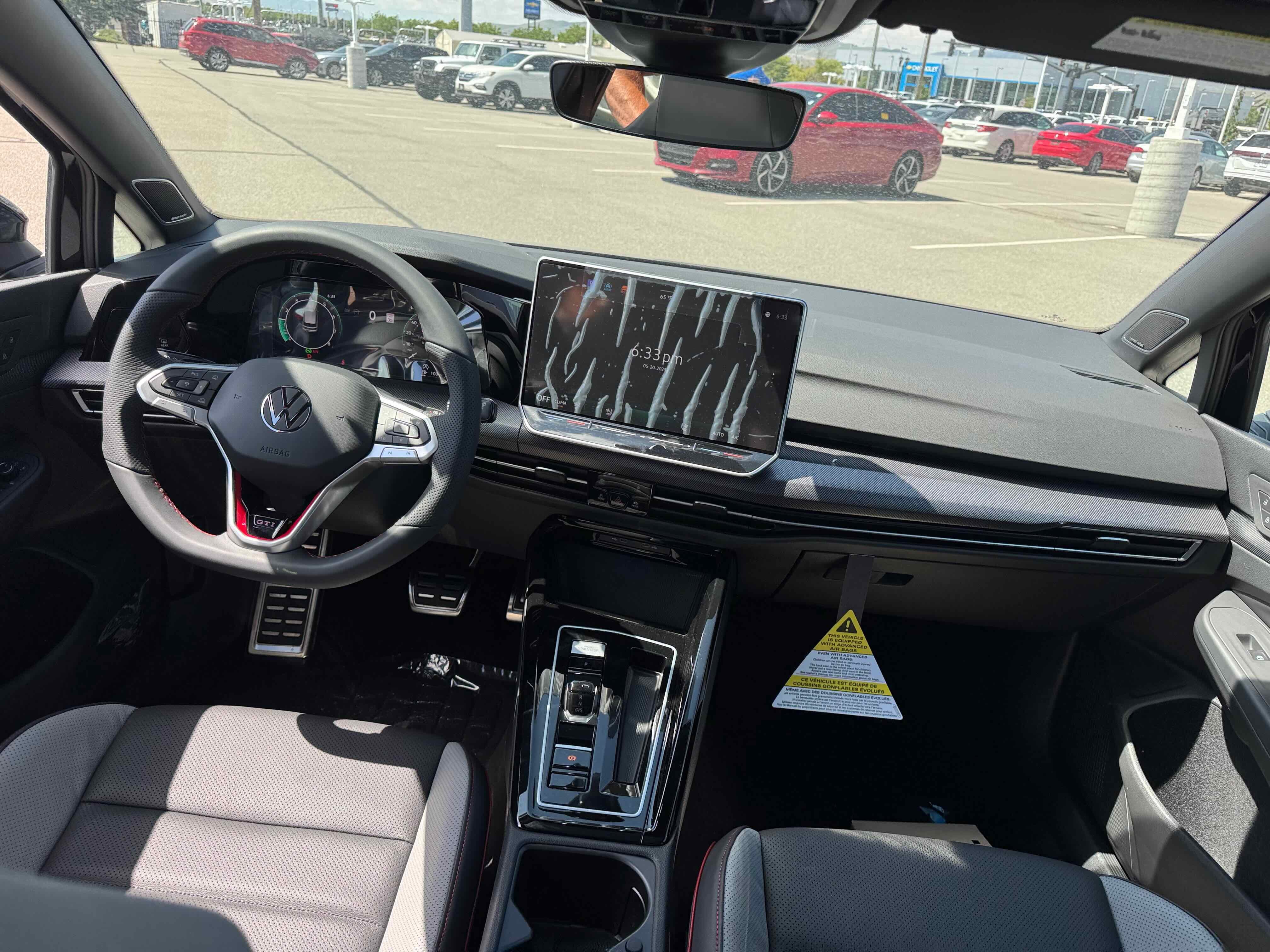 2025 Volkswagen Golf GTI SE