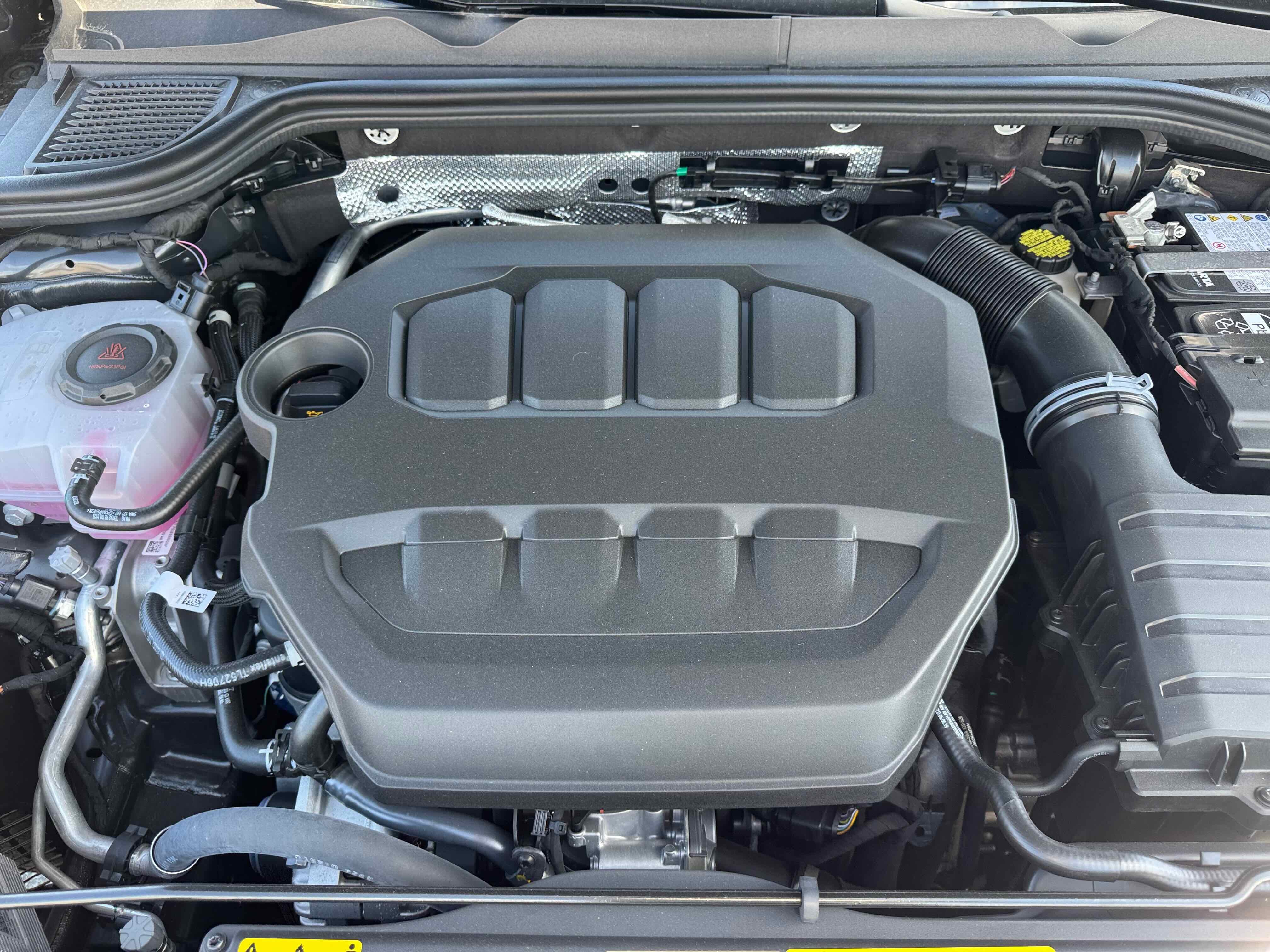 2025 Volkswagen Golf GTI SE