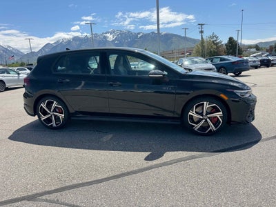 2025 Volkswagen Golf GTI SE