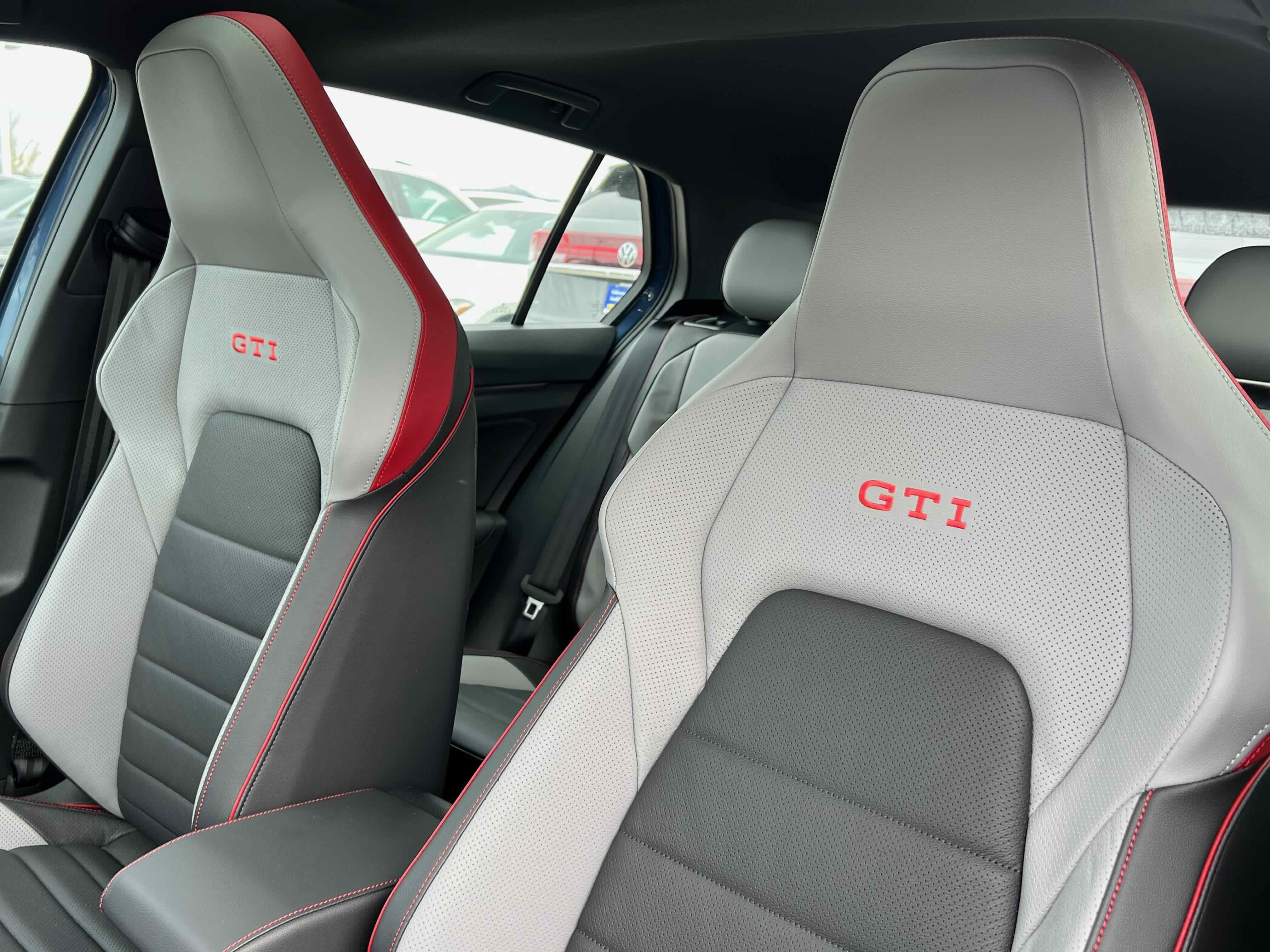 2026 Volkswagen Golf GTI SE