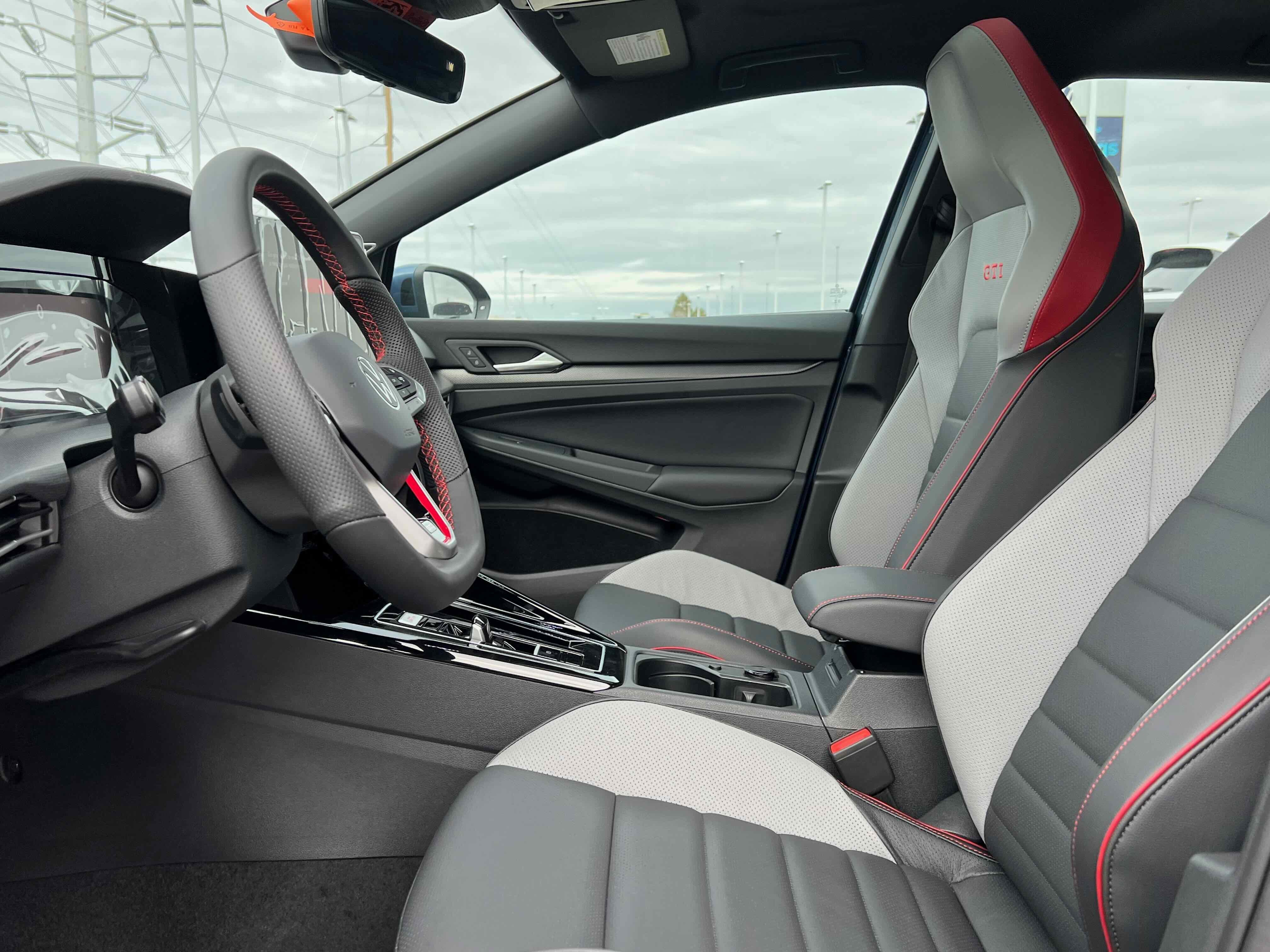 2026 Volkswagen Golf GTI SE