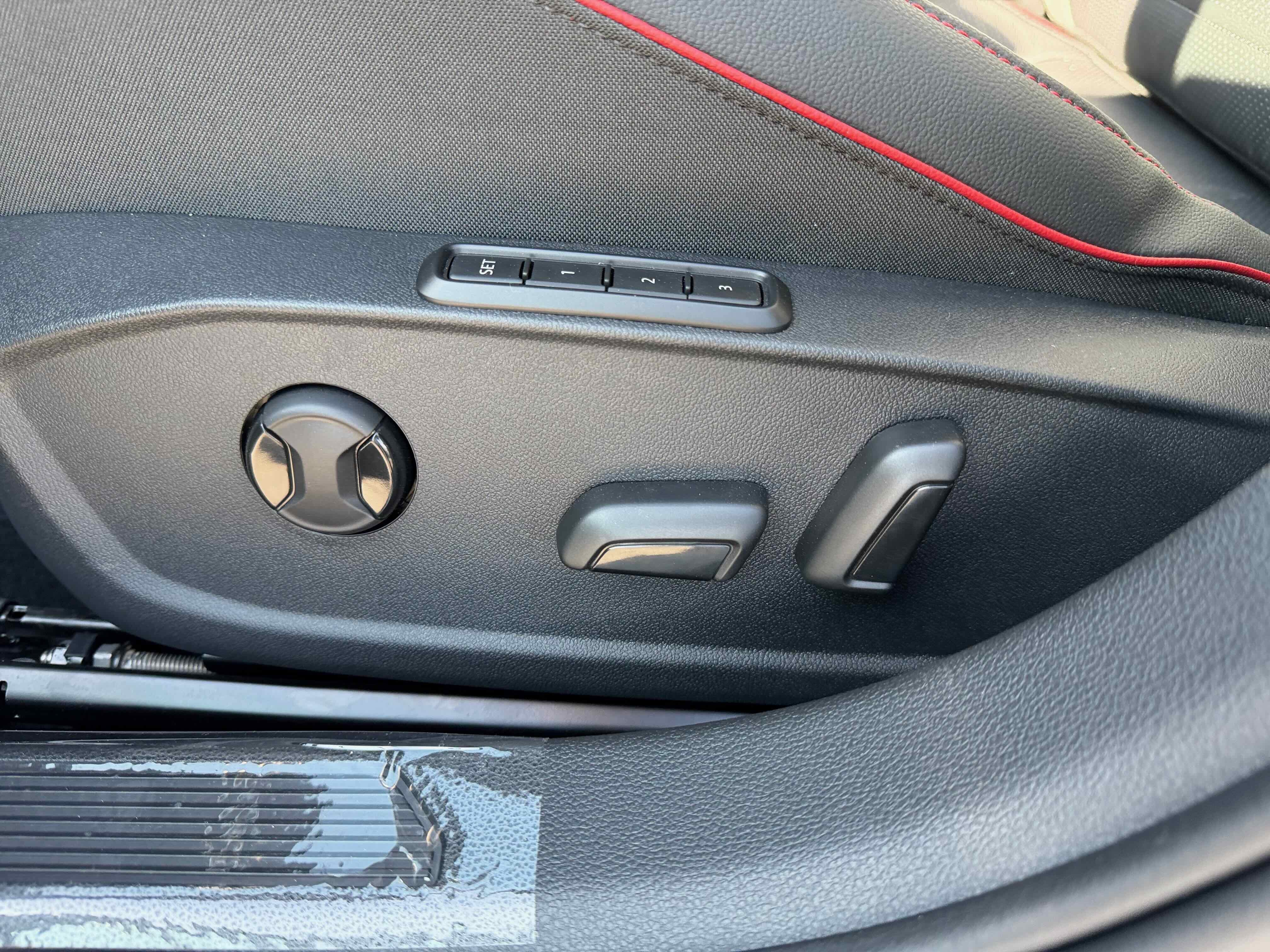 2026 Volkswagen Golf GTI SE