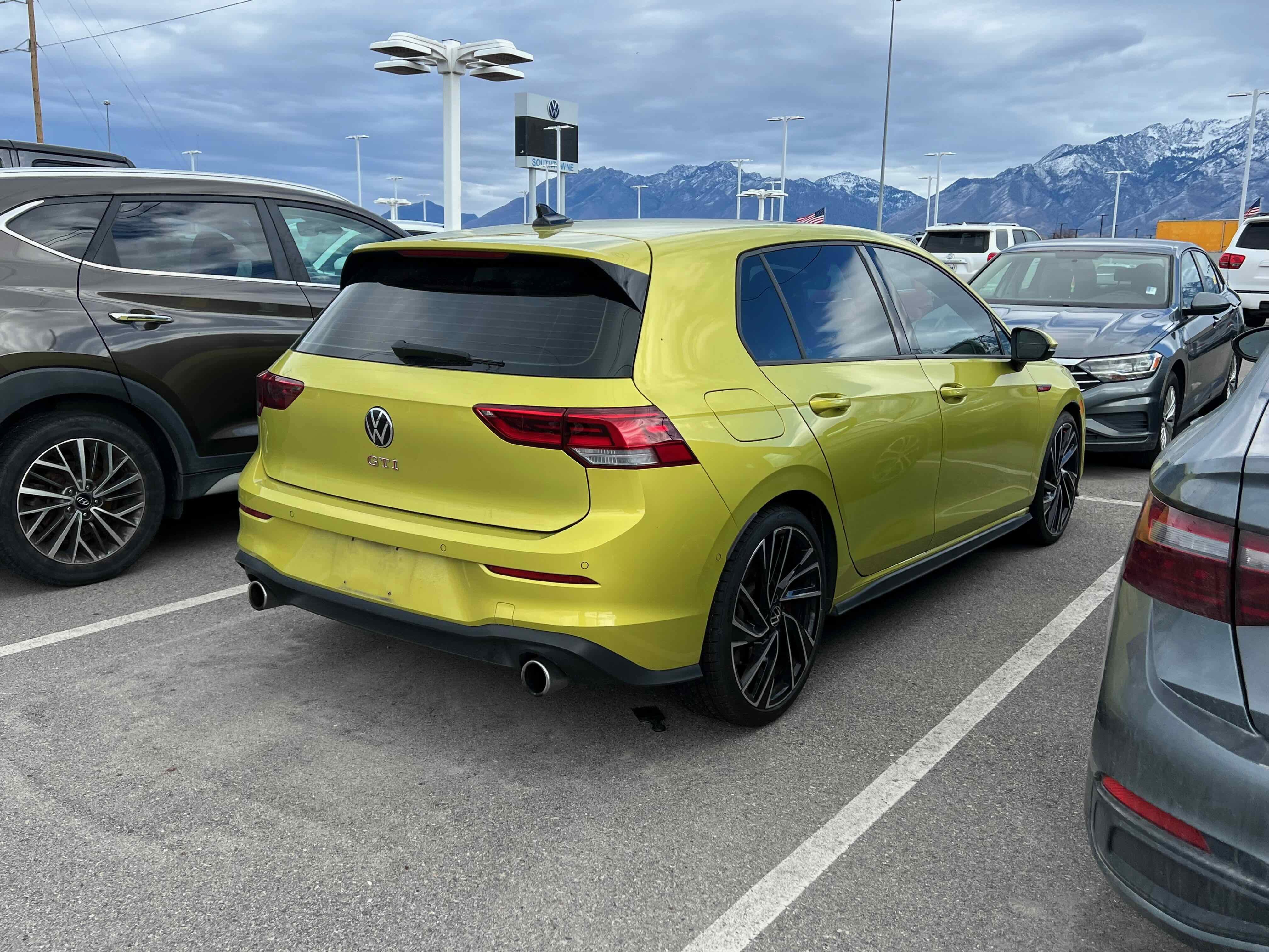 2022 Volkswagen Golf GTI Autobahn