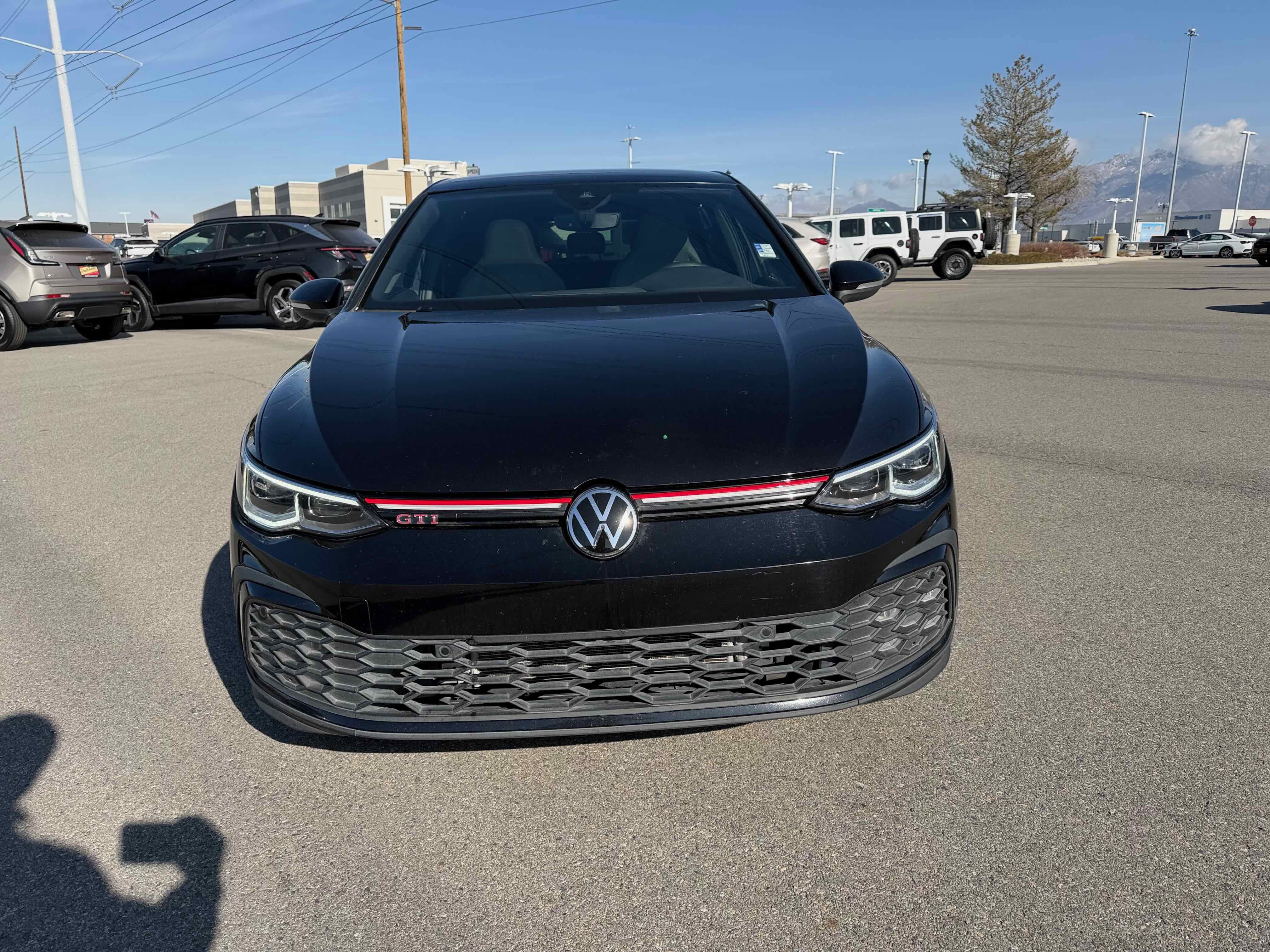 2022 Volkswagen Golf GTI SE