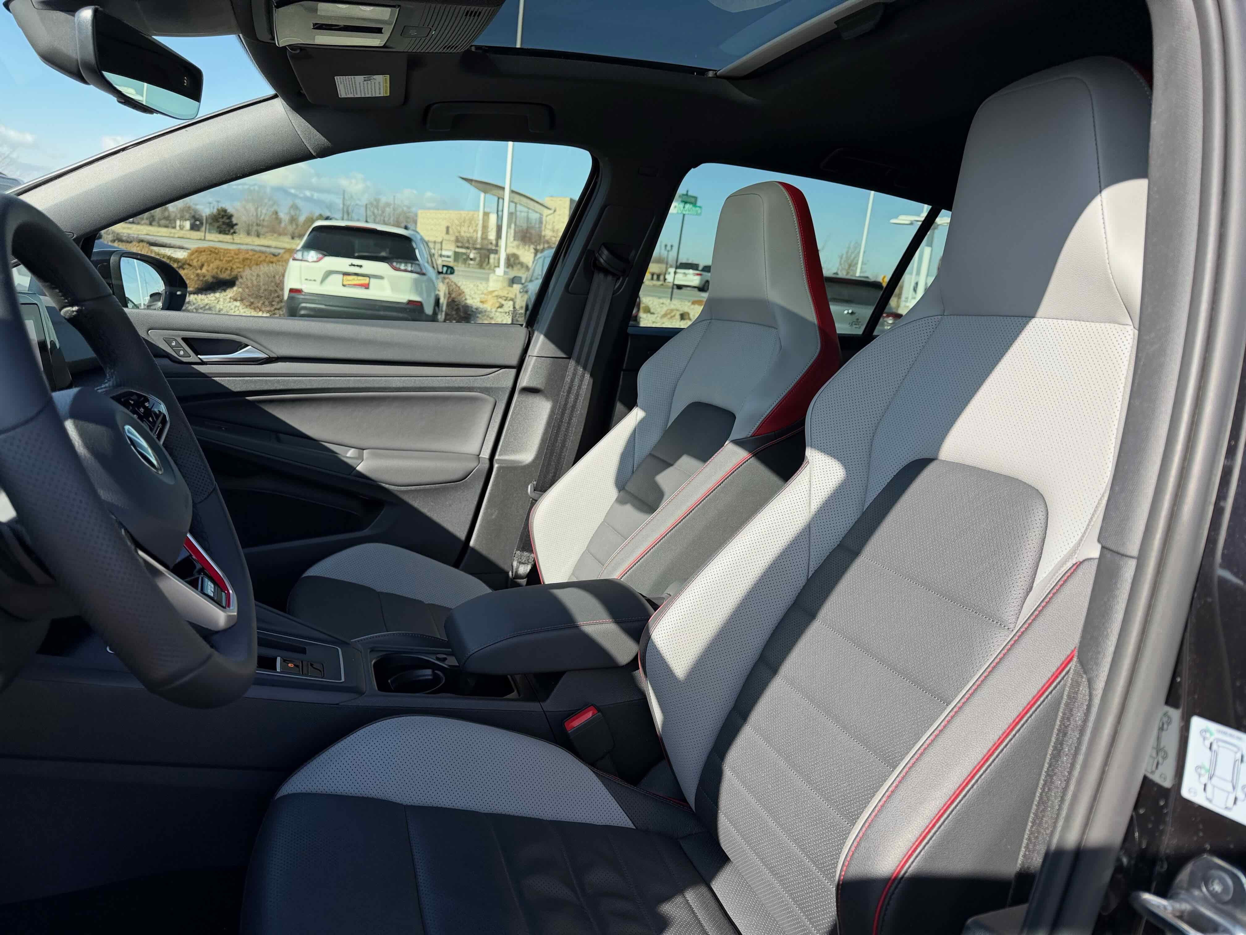 2022 Volkswagen Golf GTI SE