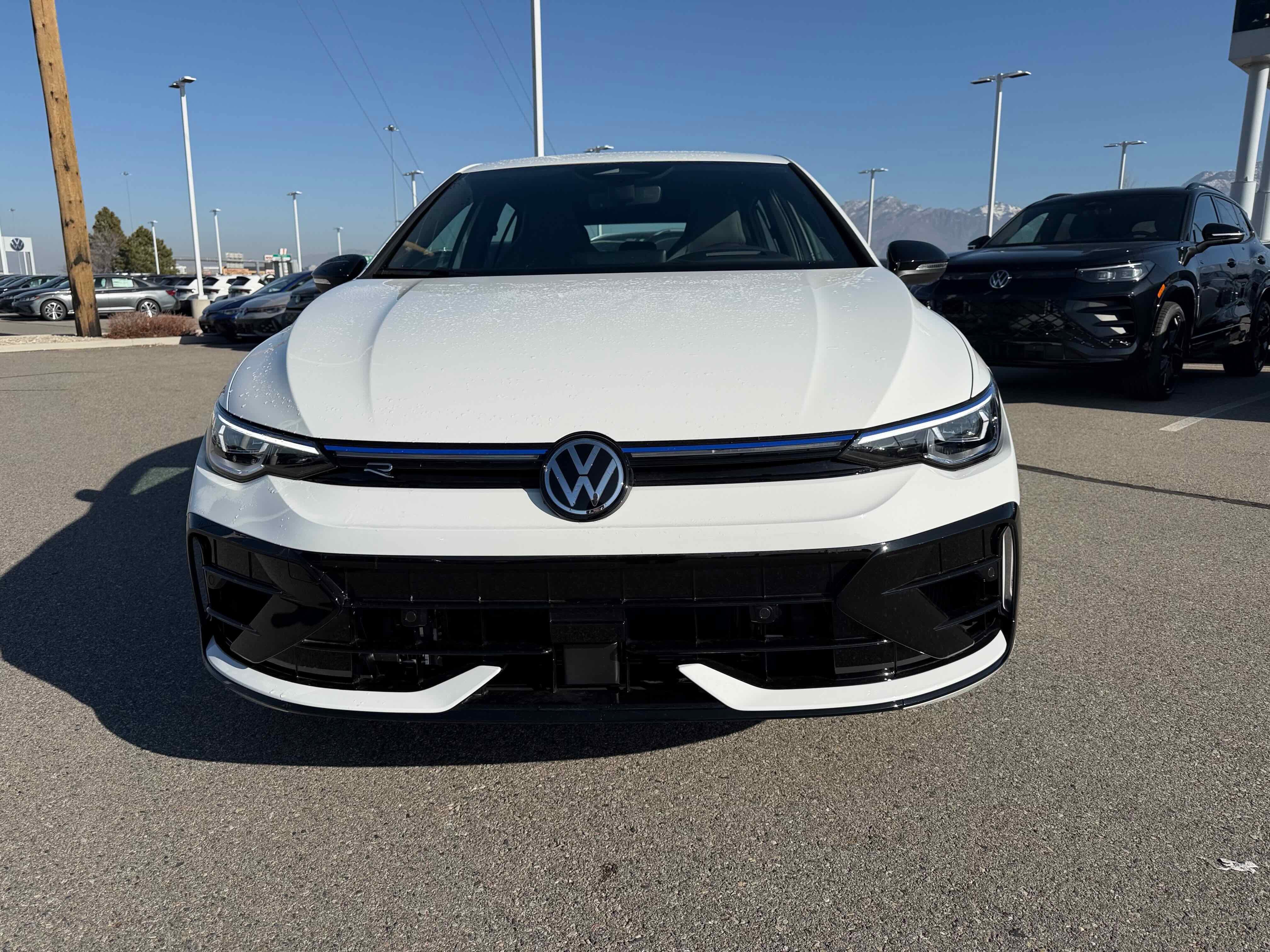 2026 Volkswagen Golf R 2.0T