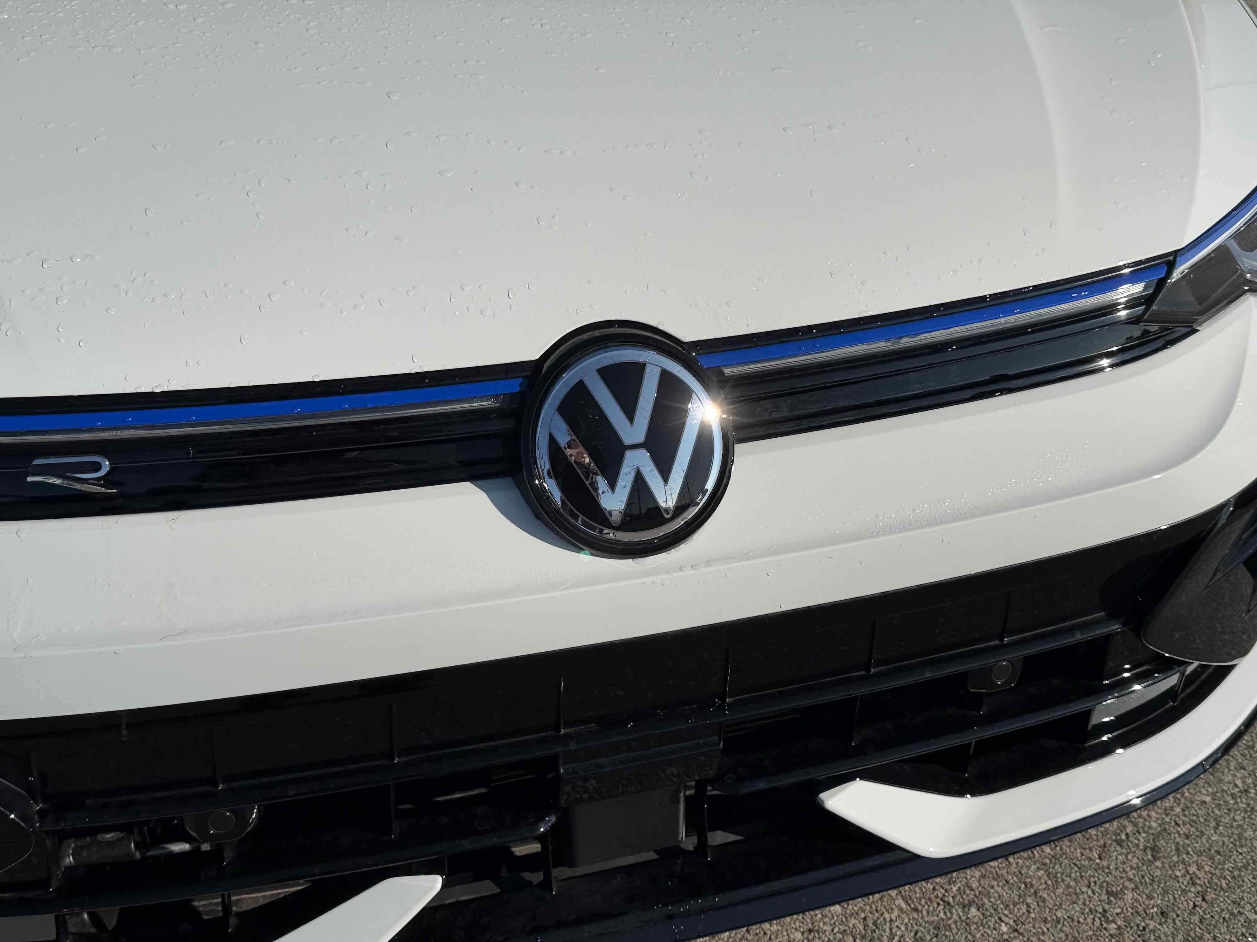 2026 Volkswagen Golf R 2.0T