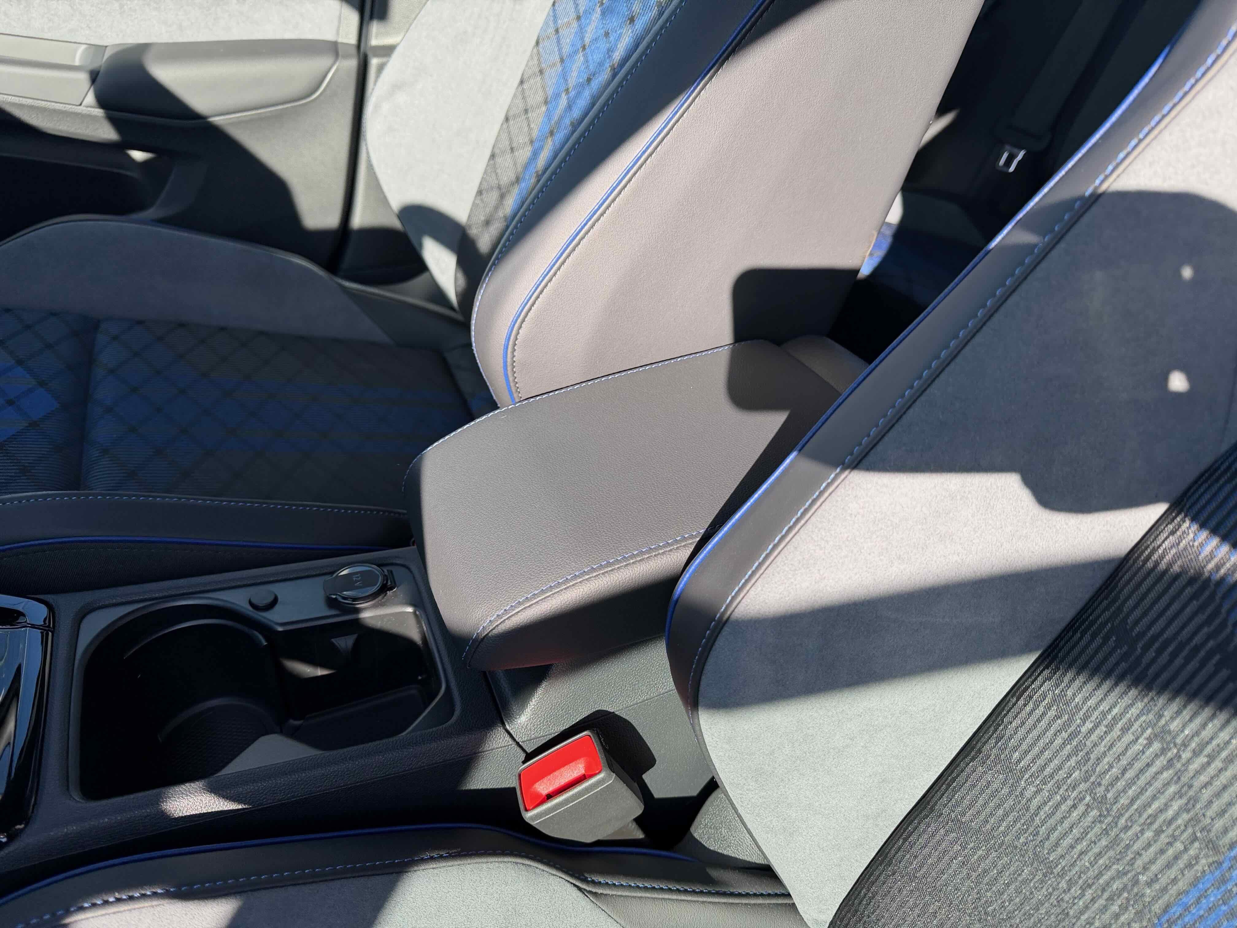 2026 Volkswagen Golf R 2.0T