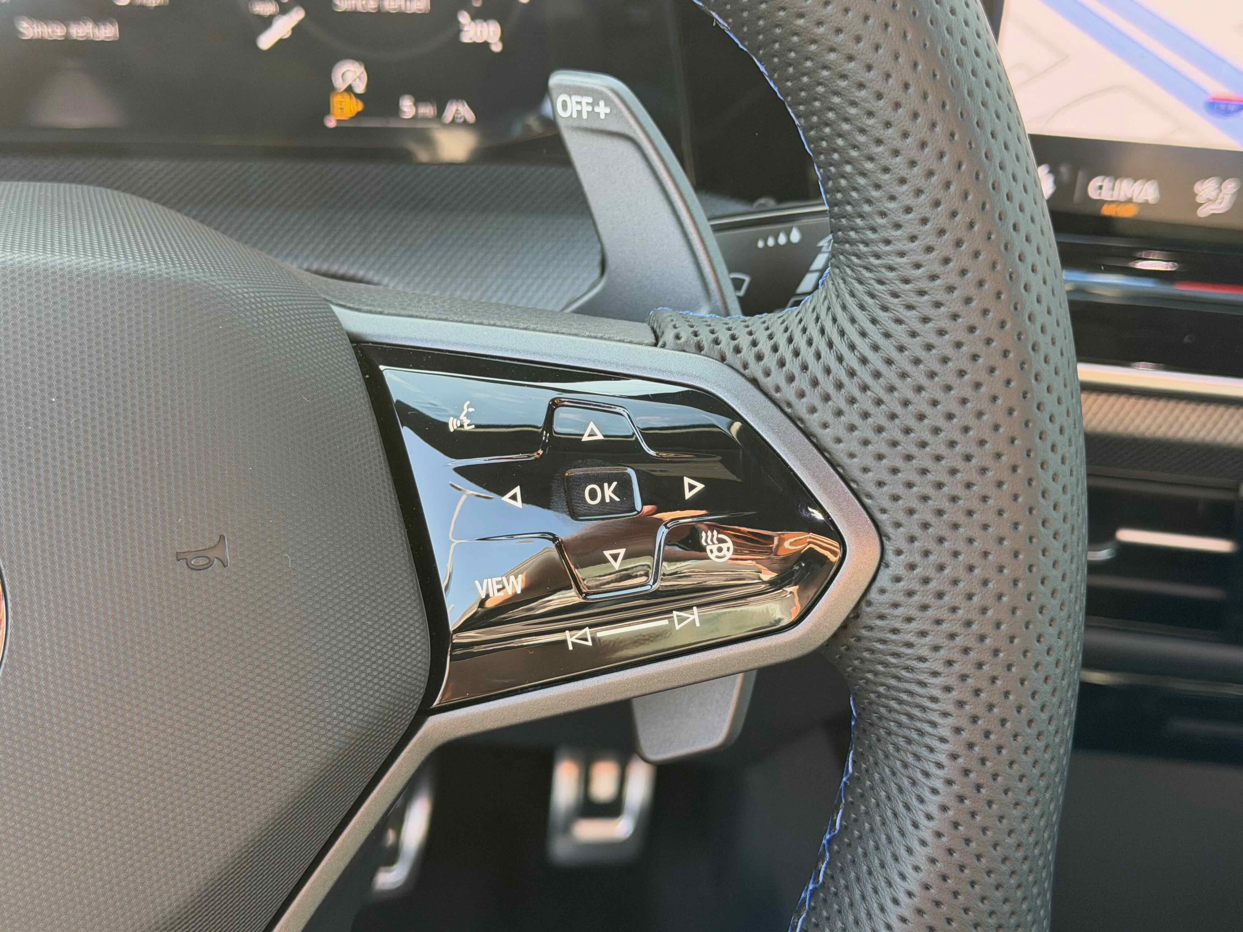 2026 Volkswagen Golf R 2.0T